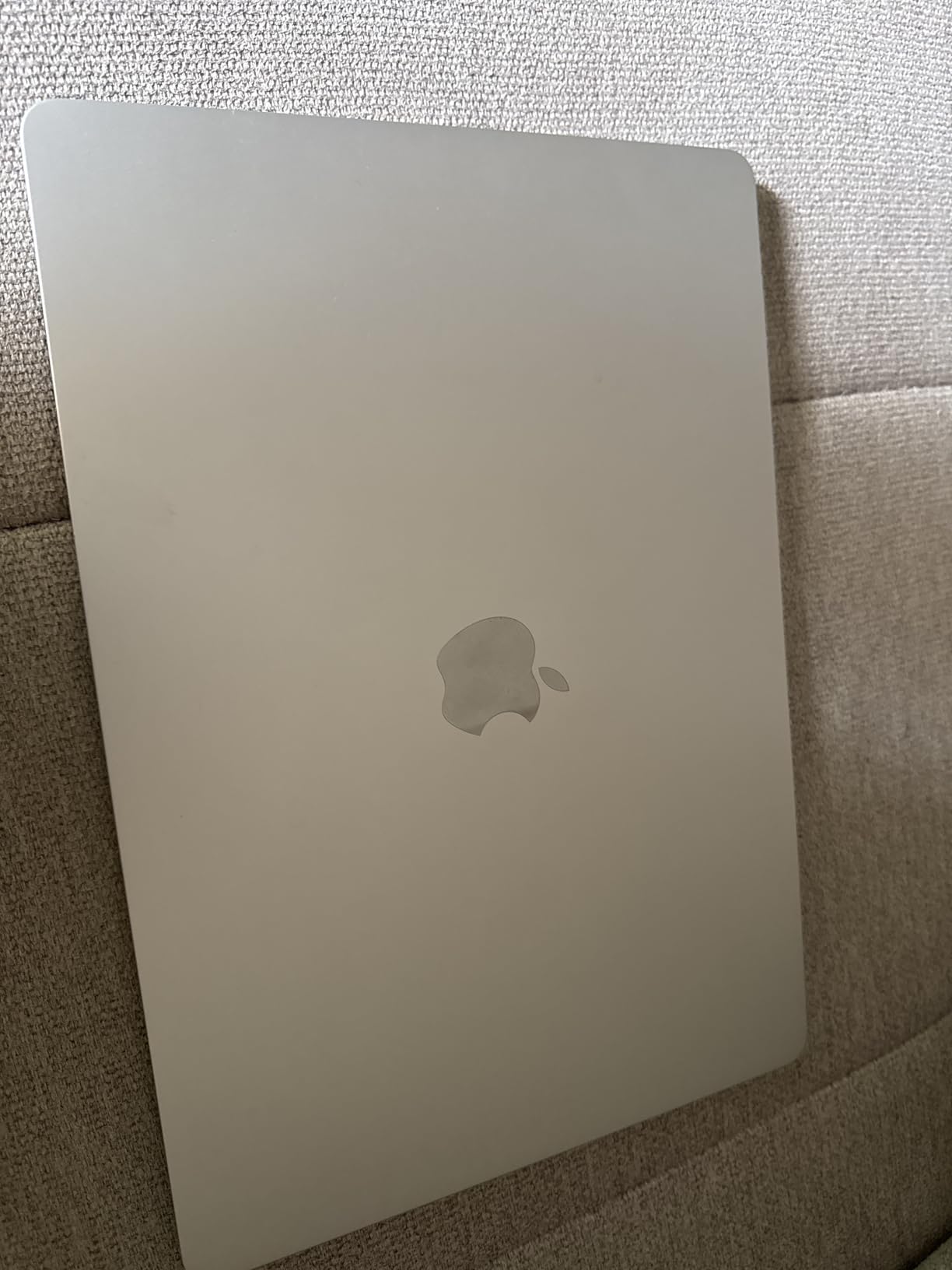 2025 MacBook Air 15-inch with M4 chip (24GB, 512GB SSD) - Silver customer photo 2