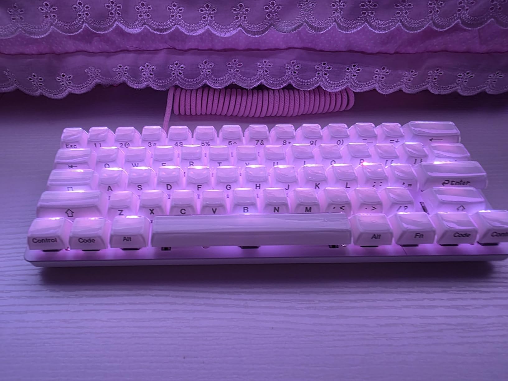 Huntsman Mini 60% Gaming Keyboard: Linear Optical Switches - Rapid Trigger Mode - Chroma RGB Lighting - PBT Keycaps - Onboard Memory - Snap Tap - Classic Black customer photo 2