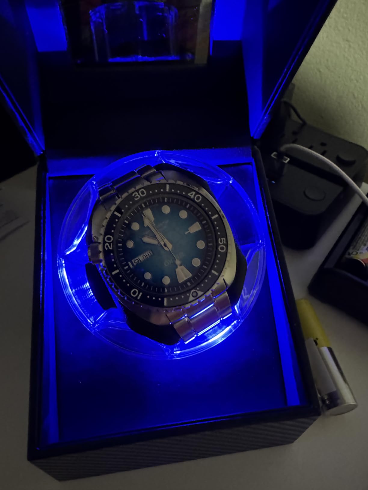 ANWBROAD Watch Winder for Automatic Watches, 4 Modes Single Automatic Watch Winder box with LED Crystal Design, Rotating Watch Case with Super Quiet Motor with Type-C Adapter,UJWW006C customer photo 1