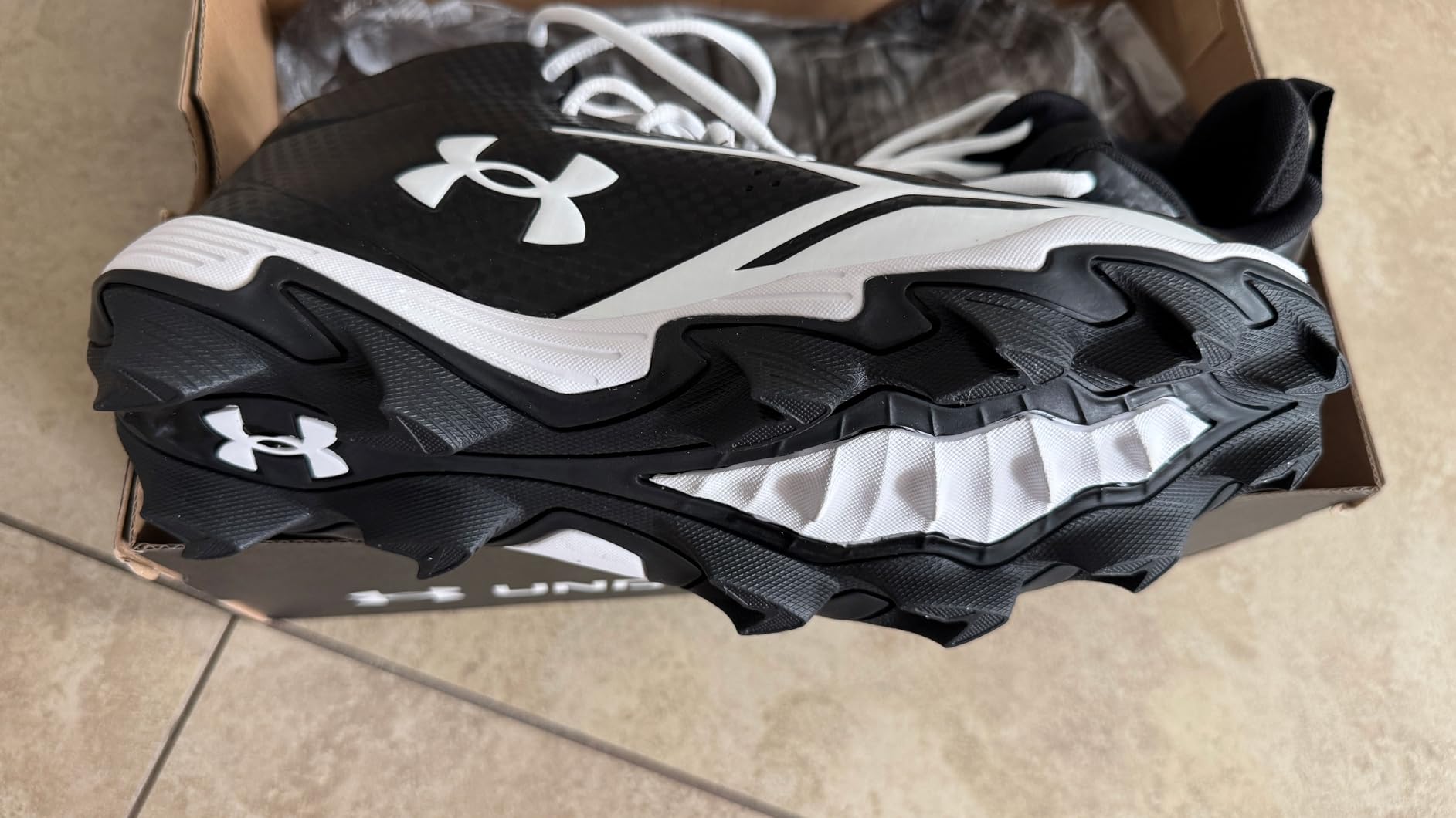 Under Armour Men's Spotlight Hammer Football Cleats customer photo 2