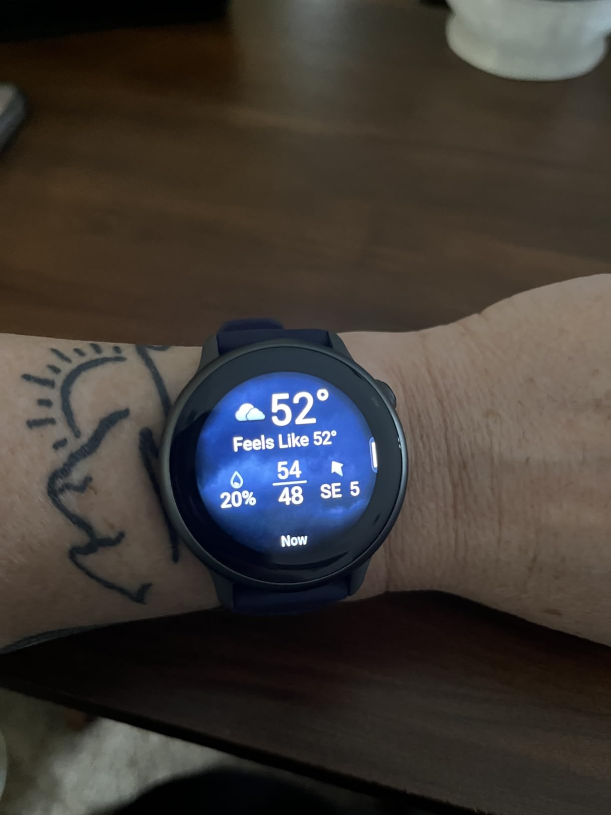 Garmin vívoactive 6, Health and Fitness GPS Smartwatch, AMOLED Display, Up to 11 Days of Battery, Slate with Black Band customer photo 1