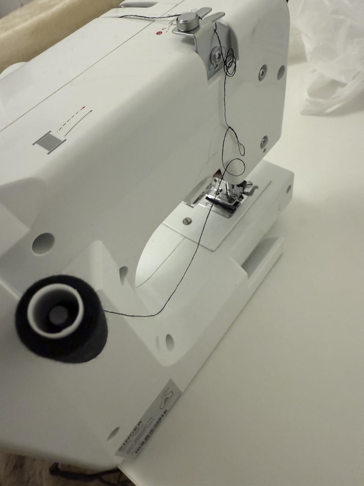 SINGER M1000 Mending Machine with Accessories | 4 Built in Stitches deliver 32 Stitch Applications | Compact, Lightweight, Portable | Great for Light to Medium Weight Fabrics & Repairs customer photo 2
