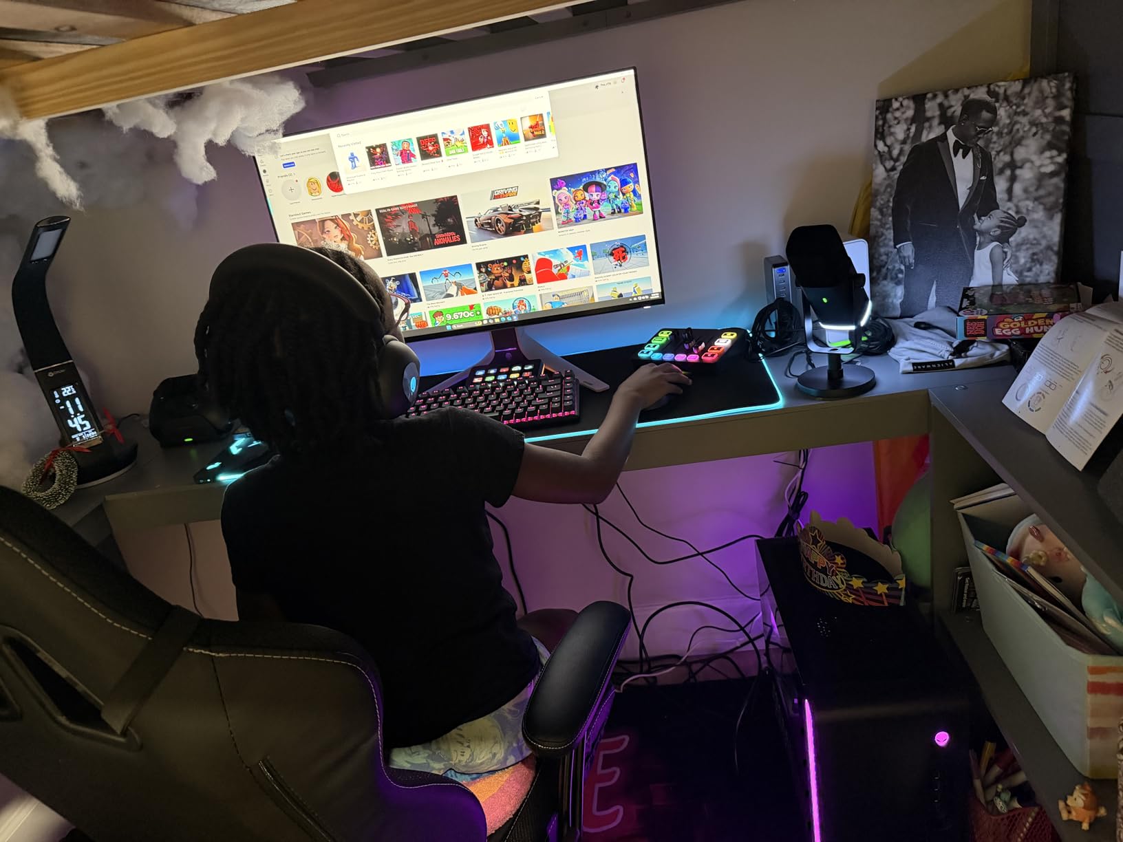 Alienware Aurora Gaming Desktop ACT1250 - Intel Core Ultra 7 265F Processor, Air Cooled, NVIDIA GeForce RTX 5060Ti, 16GB DDR5 RAM, 1TB SSD, 500W Platinum Rated PSU, Windows 11 Home - Clear Panel customer photo 1