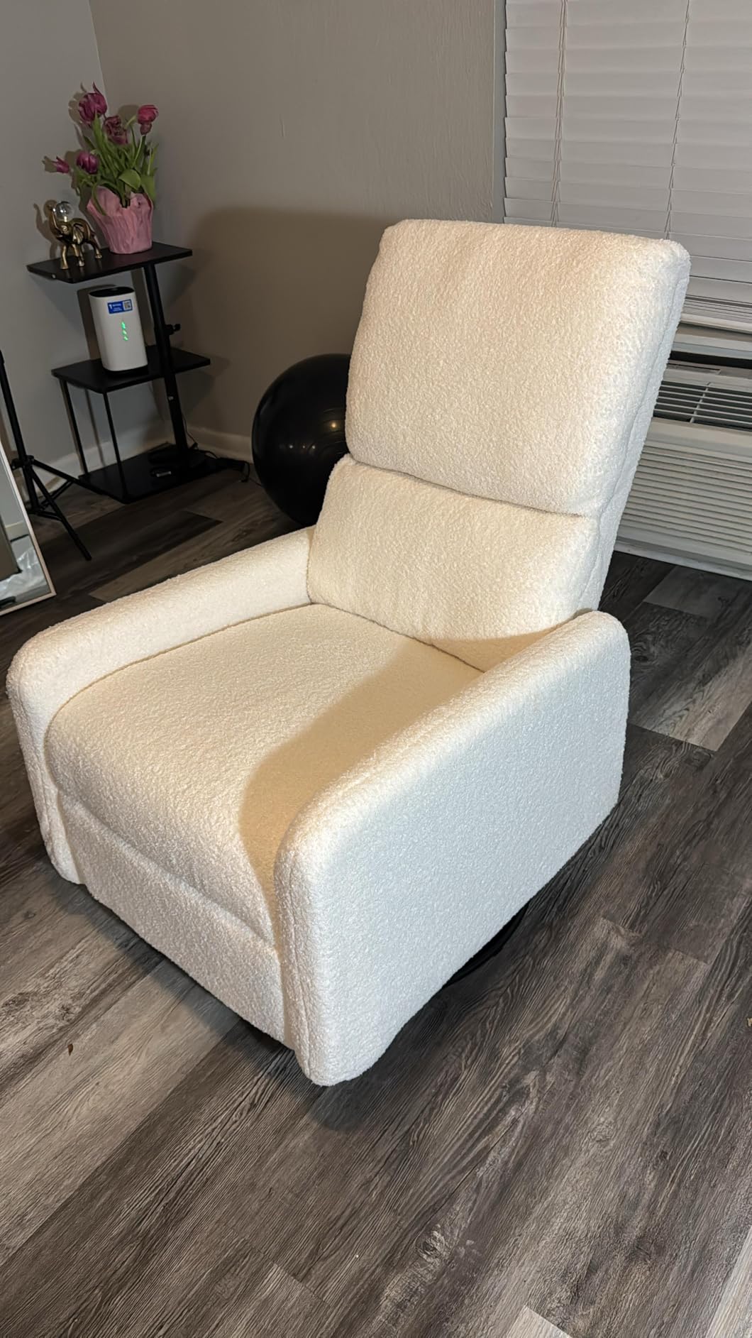 Korser 360 Rocking Chair, Nursery Rocker Chair with Side Pockets, Glider Nursing Chair with Steel Structure Base, Small Chair for Small Spaces, Sherpa Swivel Accent Chairs for Living Room, Nursing customer photo 1