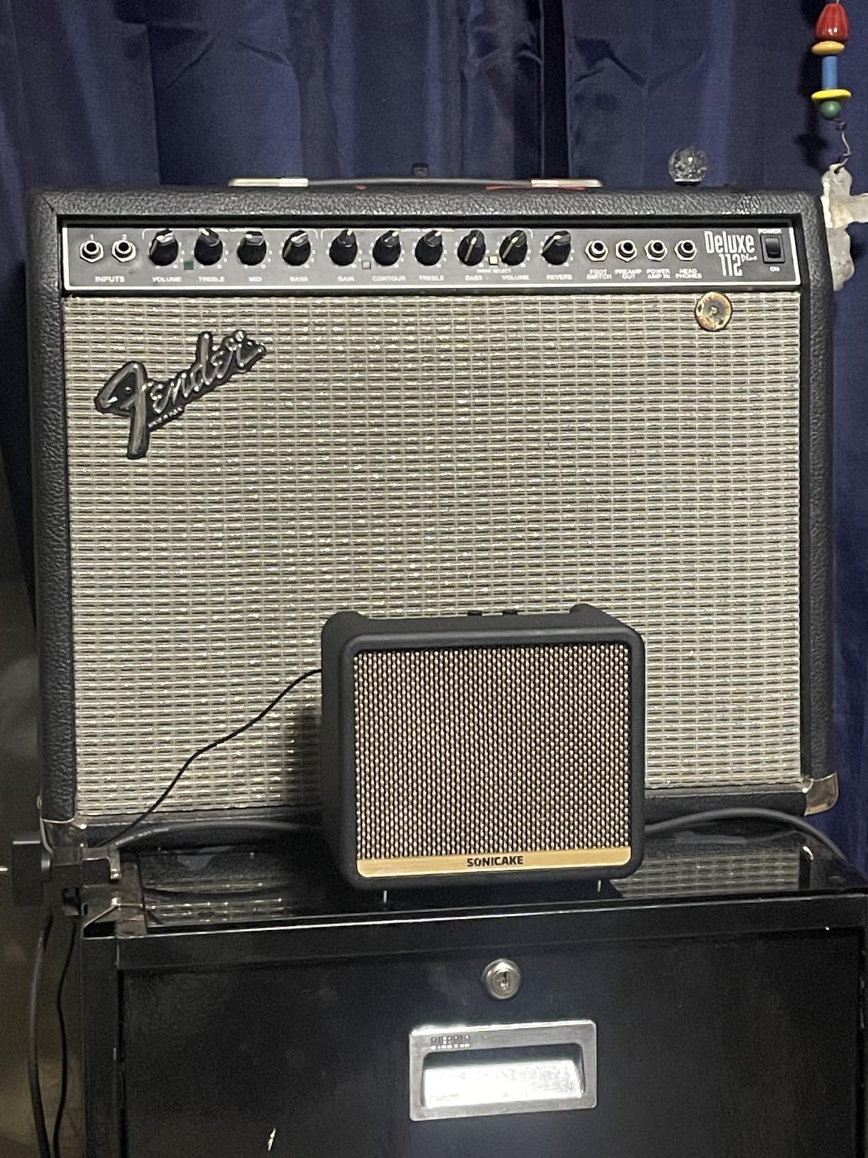 SONICAKE 10W BT Guitar Amplifier, Multi-effect Digital Modeling Speakers with APP, Portable Desktop All-in-one Guitar Amp with 80 Effects 100 Preset for Bedroom Practice, OTG AMPCUBE QAM-20 customer photo 1