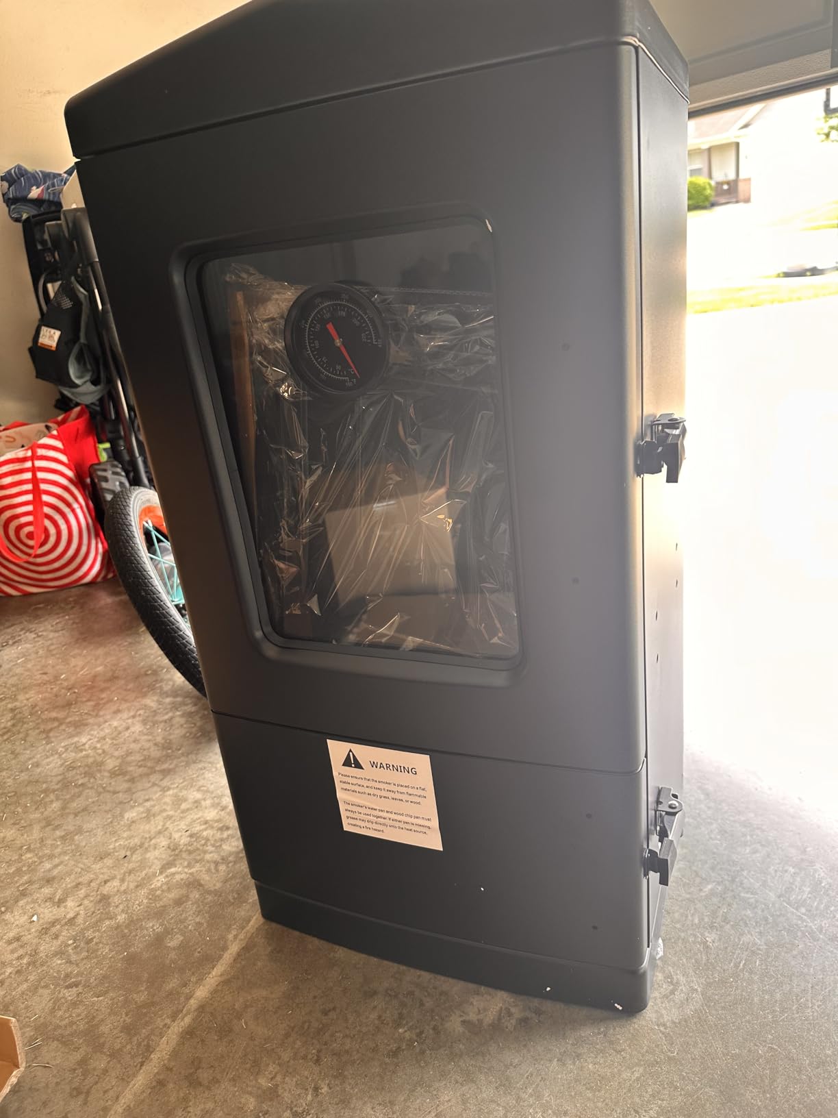 Large Vertical Propane Smoker Grill 4-Rack Outdoor Gas BBQ Smoker with Temperature Control, Heavy Duty Design & Weather-Resistant Cover for Meat, Fish, Ribs customer photo 1
