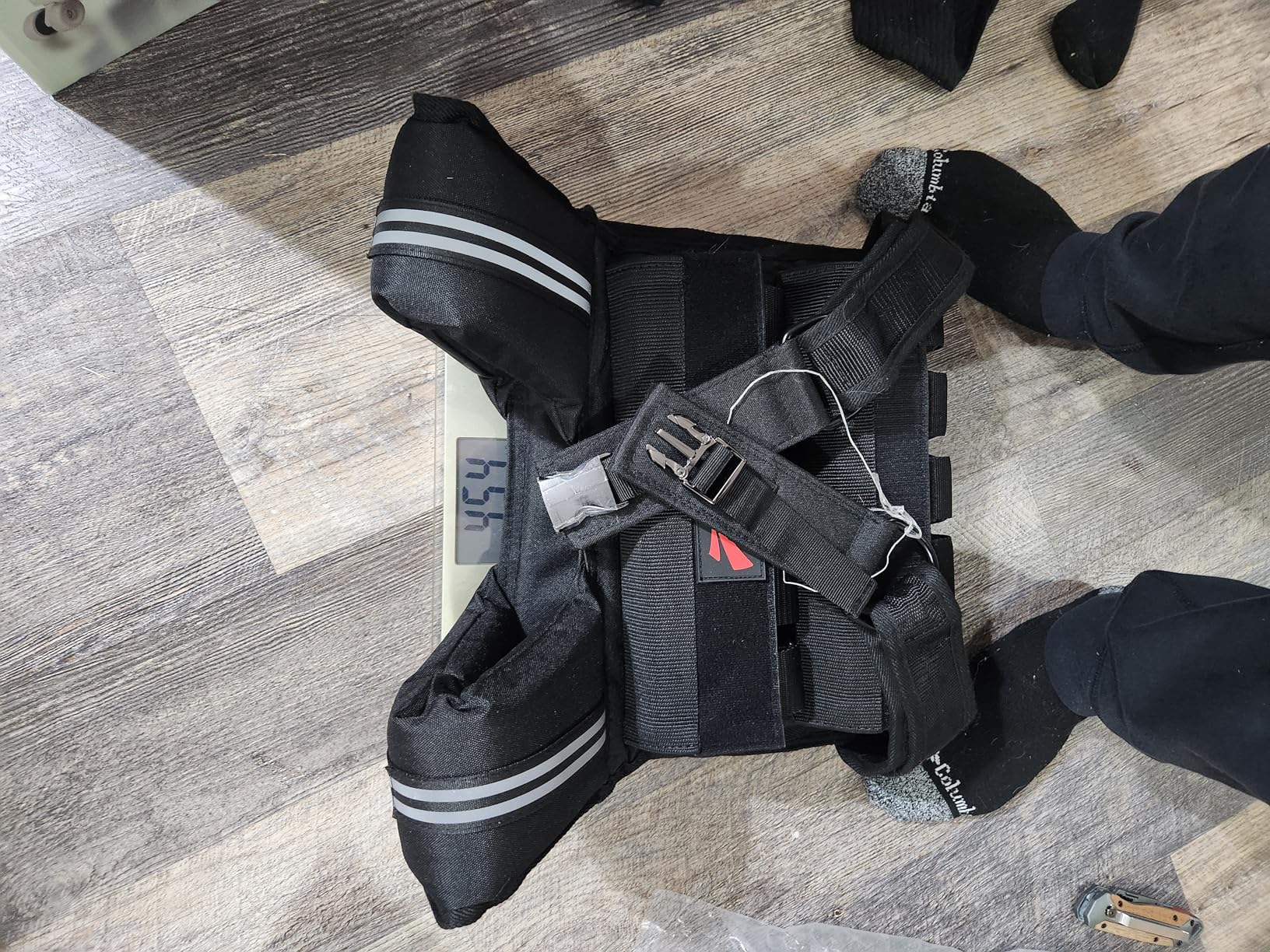 ZELUS Weighted Vest Men, 23lbs/36lbs/45lbs Adjustable Weight Vest with 10/16/20 removable Iron Weights and Reflective Strips, No-Bounce Design for Strength Training, Running, HIIT & Calisthenics customer photo 1
