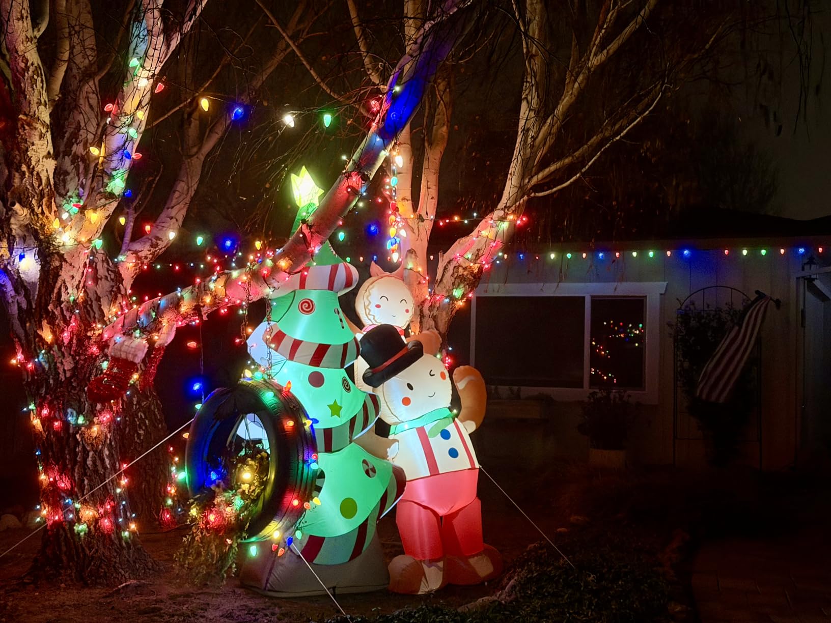 GVDV 8FT Inflatable Christmas Tree with Gingerbread Man, Giant Outdoor Christmas Inflatables Decoration with Bright LED Lights customer photo 1
