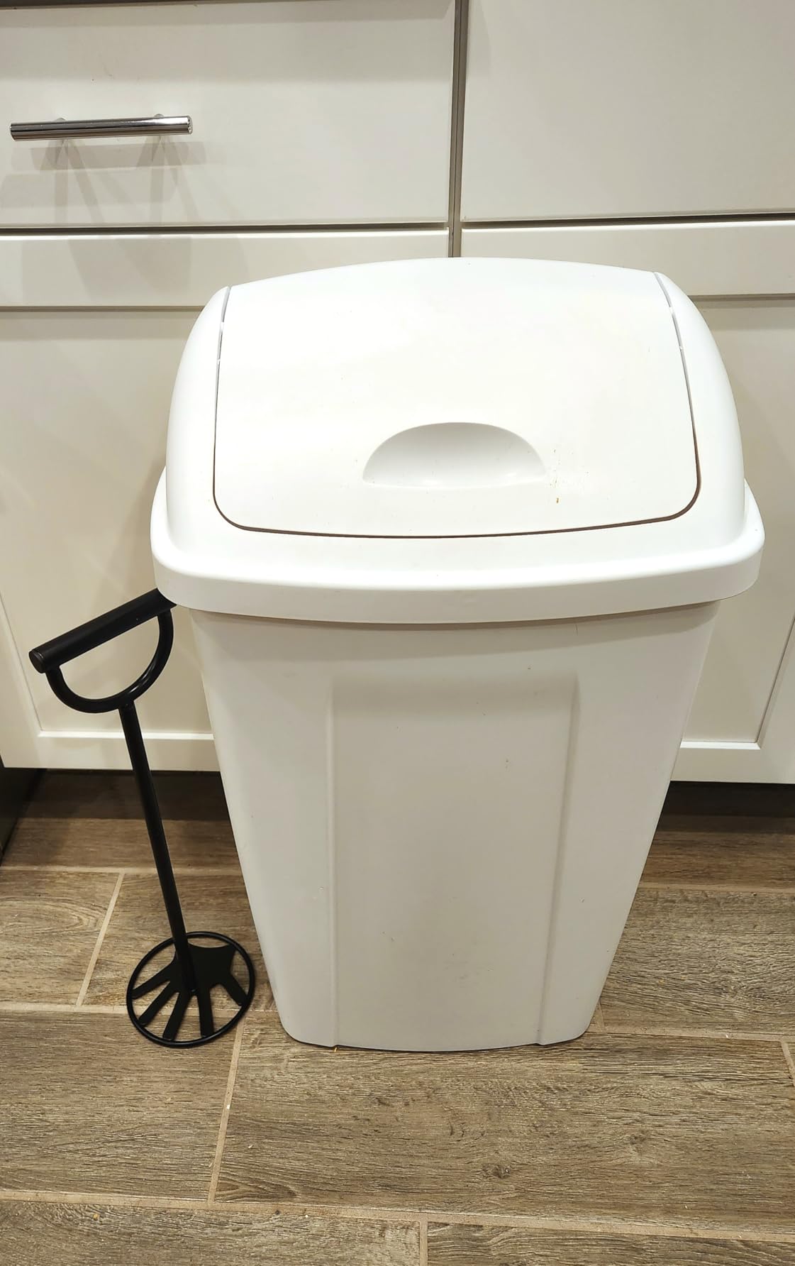 Trash Compactor for Kitchen All-Metal Manual Trash Can with No Electric Garbage Compressor, Freestanding Tamper Press Tool with Touchless Smasher Waste Compactor for Home and Outdoor Bin customer photo 1