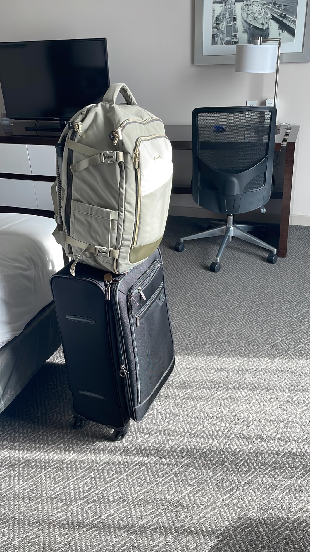 LOVEVOOK Rolling Backpack with Wheels, Carry On Luggage for Women Men, 17 Inch Wheeled Travel Backpack 57L Water Resistant, Flight Approved Underseat Luggage Trolley Bag for Business Overnight customer photo 2