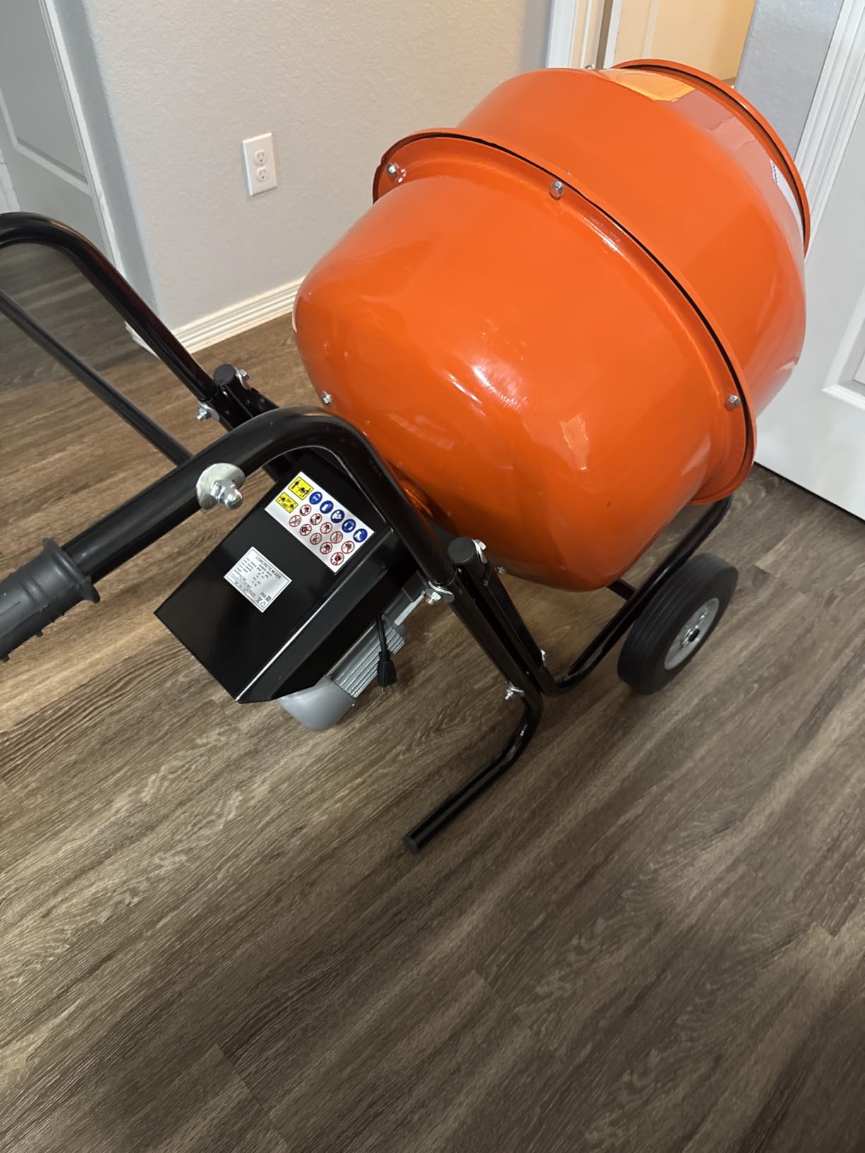 SPECRAFT 4.9 Cu.Ft. Electric Cement Mixer, 375W Portable Wheelbarrow Concrete Mixing Machine with 140L Drum, 110V Motor for Mortar, Stucco, and Feed customer photo 2