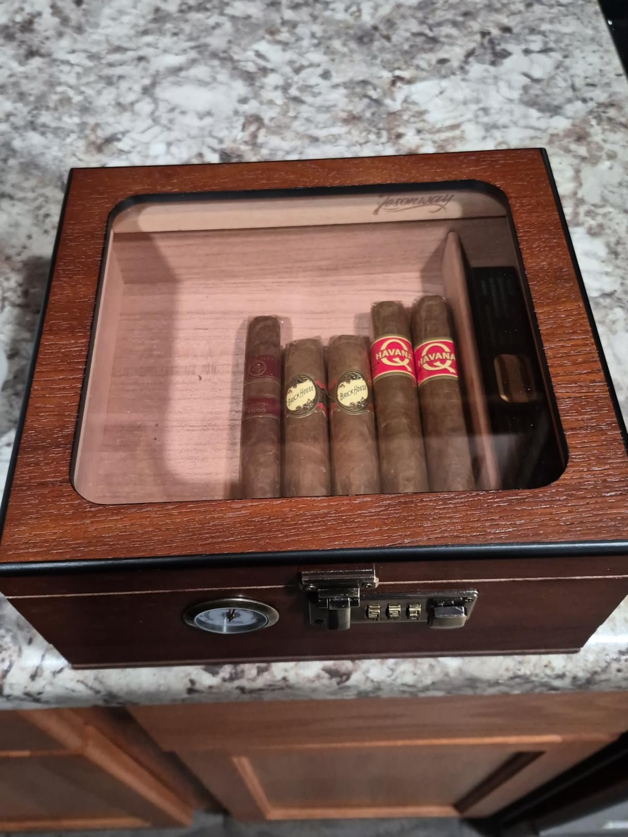 Tesonway Cigar Humidor,Cedar Wood Humidor Cigar Box,Glass Top Desktop Humidor with Digital Thermo-Hygrometer, Humidifier, Divider, Accessories Drawer and Combination Lock,Cigar Gift for Men customer photo 1