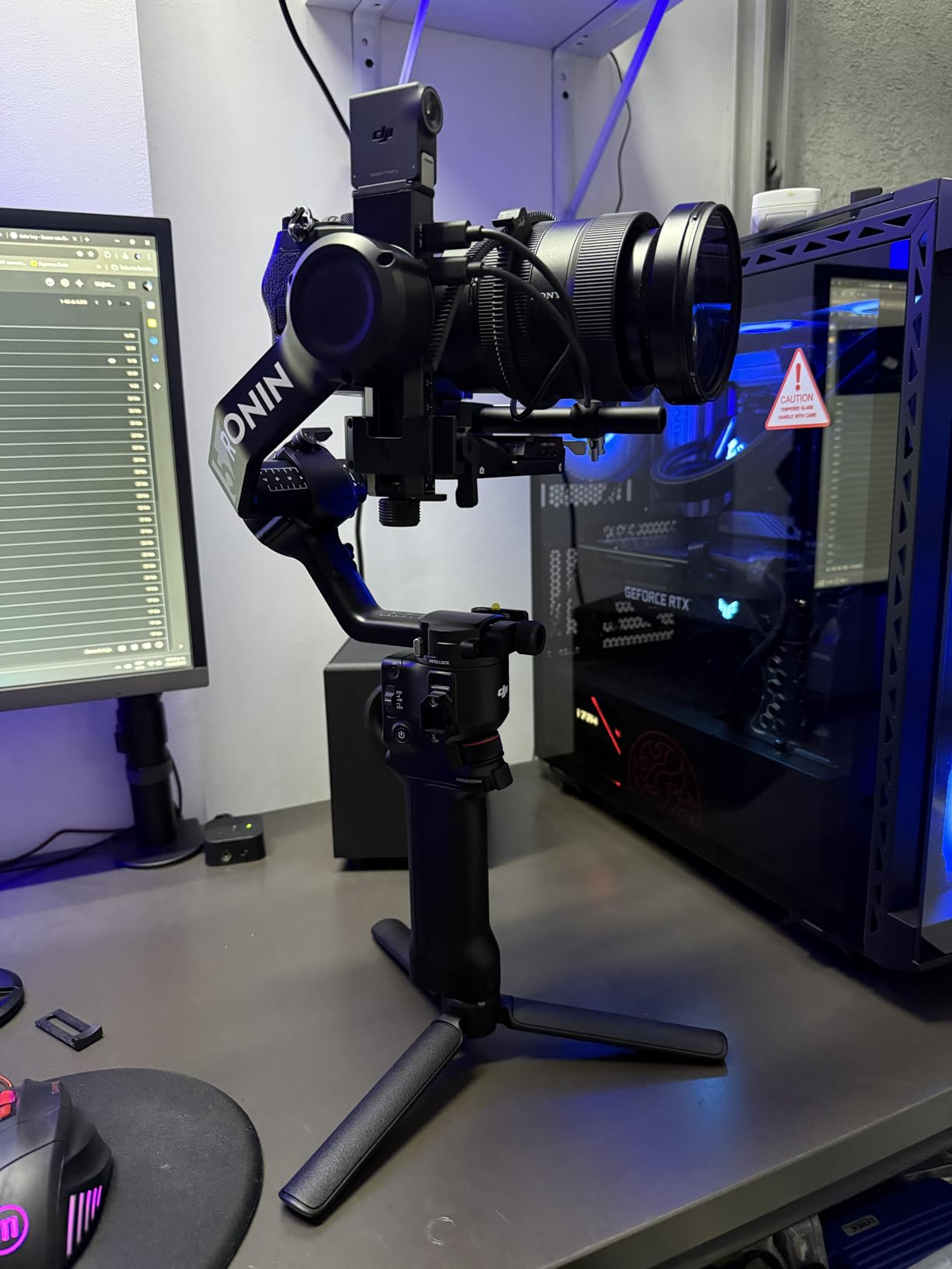 RS 5, Gimbal Stabilizer for Camera Canon/Sony/Panasonic/Nikon/Fujifilm, Fine-Tuning Knobs, 2nd-Gen Automated Axis Locks, Quick-Open Tripod, New Z-Axis Indicator customer photo 1