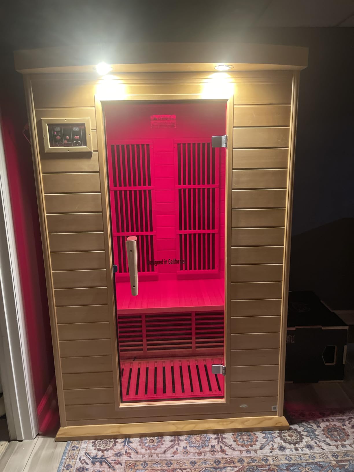 Dynamic Saunas Elite 1 Person Compact Ultra Low EMF FAR Infrared Sauna with Red Light Therapy & Bluetooth Speakers customer photo 1