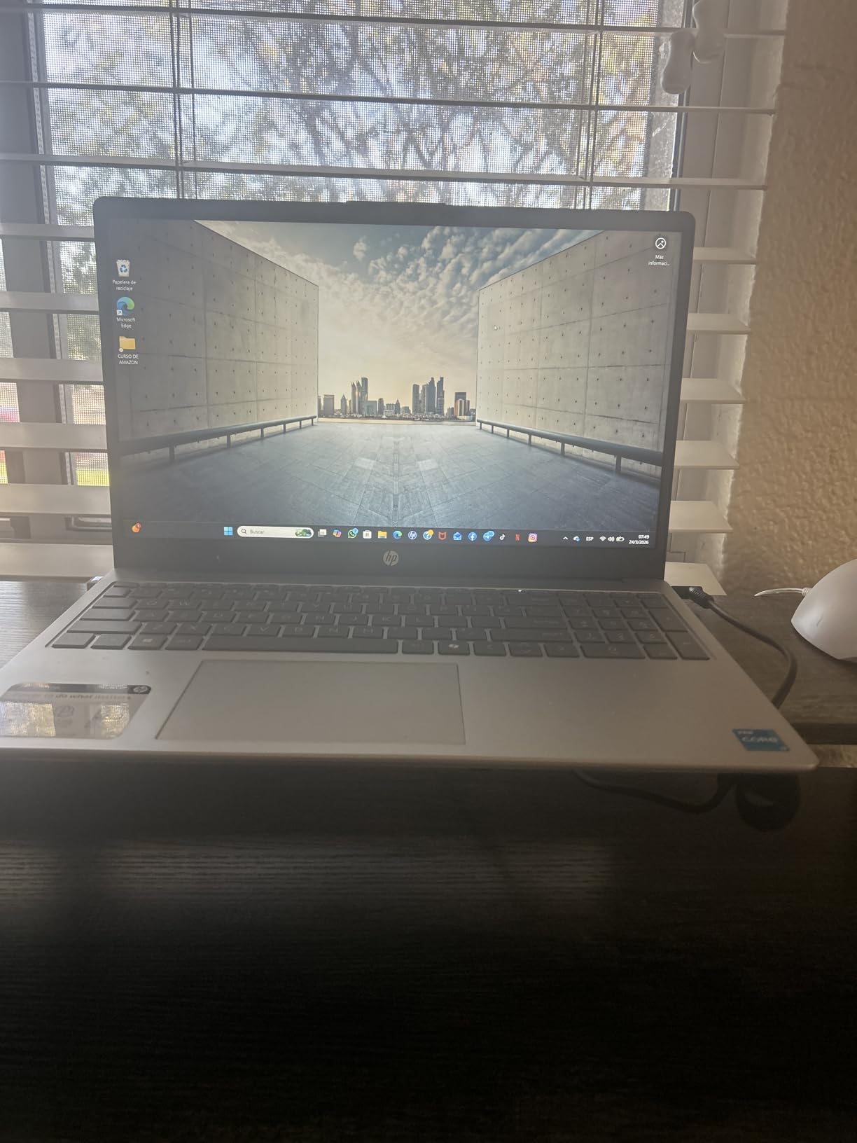 HP 15.6