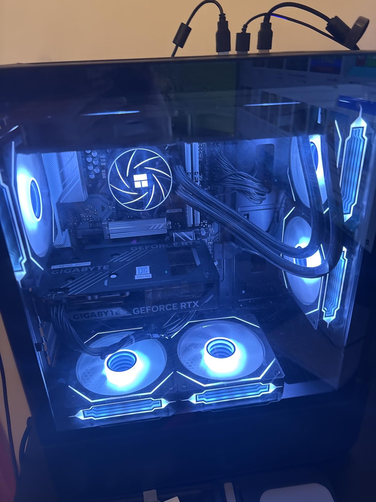 Gaming Desktop PC AMD R5 9600X 3.7GHz, GeForce RTX 5060 8GB GDDR6, 32GB DDR5 6000MHz RAM, 1TB NVMe SSD, 240mm Liquid Cooler, 5 ARGB Fans, Wi-Fi, Prebuilt Gaming Computer customer photo 1