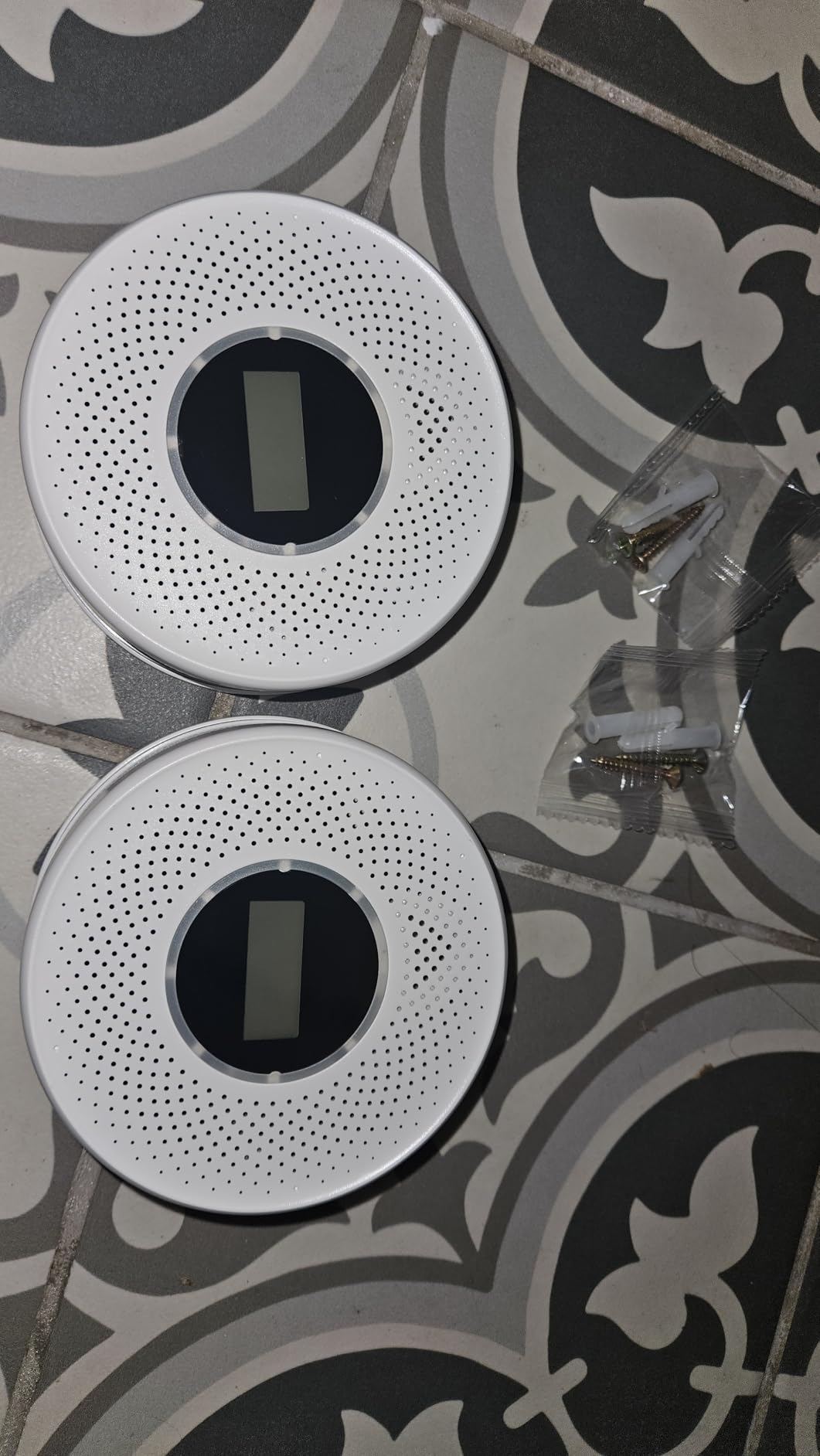 10-Year Battery Wireless Interconnected Smoke and Carbon Monoxide Detector, Smart Interlink Smoke CO Alarm with Digital Display, Fire and CO Combo Alarm for Home (3 Pack) customer photo 1