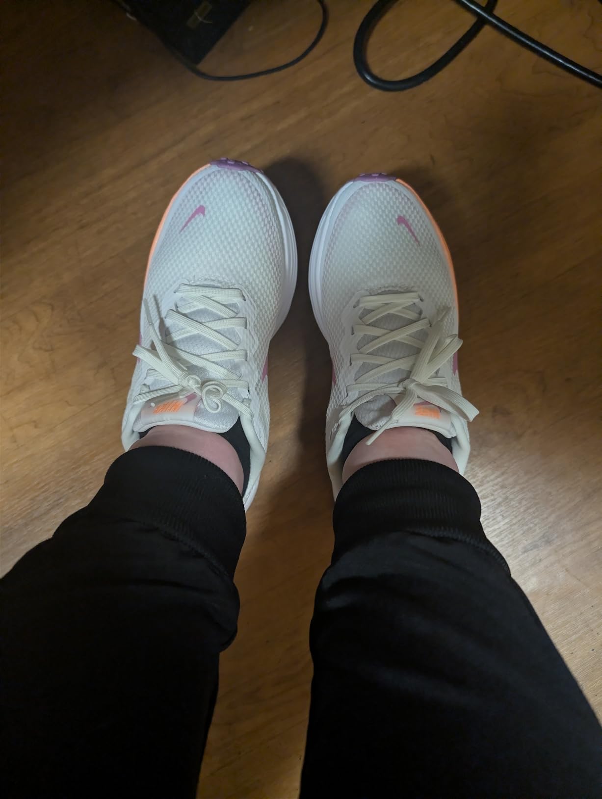Nike Women's Revolution 8 Road Running Shoes customer photo 1