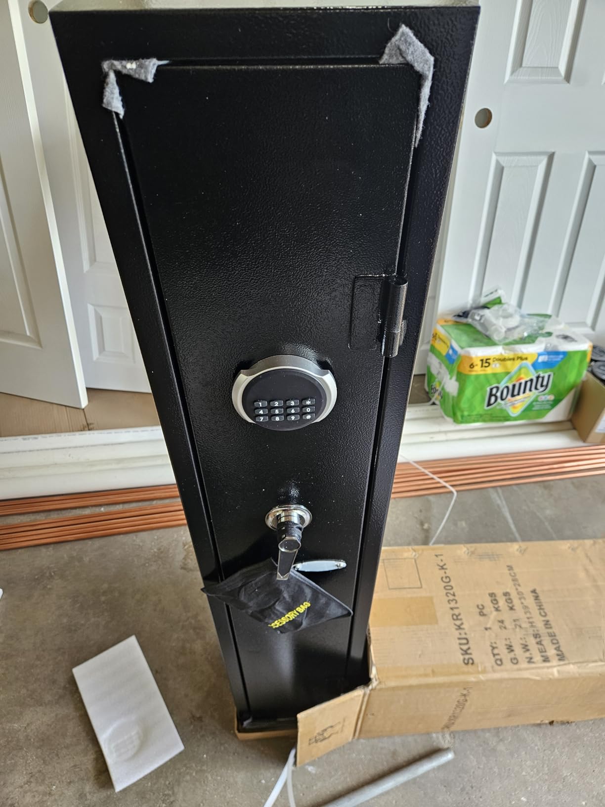 KAER 2-3 Gun Safe, Gun Safe for Rifles and Pistols, Rifle Safe, Gun Cabinet with Digital Keypad Lock, Rifle Safe with 4 Gun Slots and Pistol Pockets for Secure Storage in Garage, Bedroom, Living Room customer photo 1
