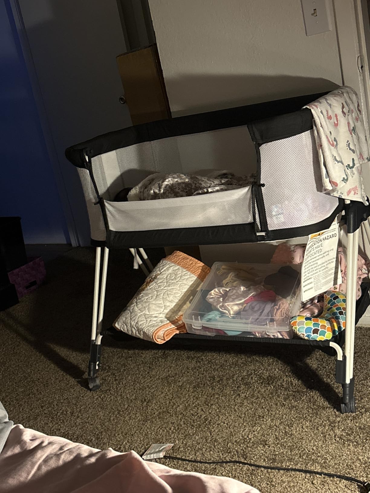 Fodoss Baby Bassinets Bedside Sleeper - 3-in-1 Baby Bassinet with Wheels, Soft Mattress, Storage Tray, Full-Mesh Sides, 7-Height Adjustable Crib for Newborns customer photo 1