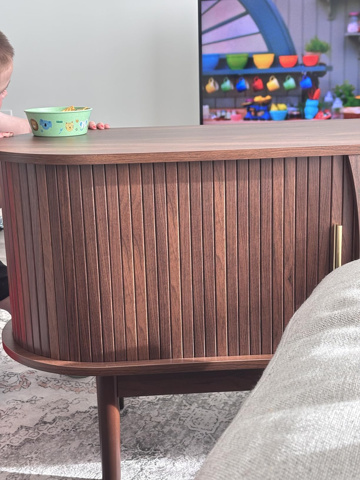 Decofy Mid Century TV Stand for TVs up to 80 Inches, Entertainment Center with Storage, Power Outlet, Fluted Sliding Doors & Adjustable Shelves, Modern Media TV Console Table for Living Room (Walnut) customer photo 2