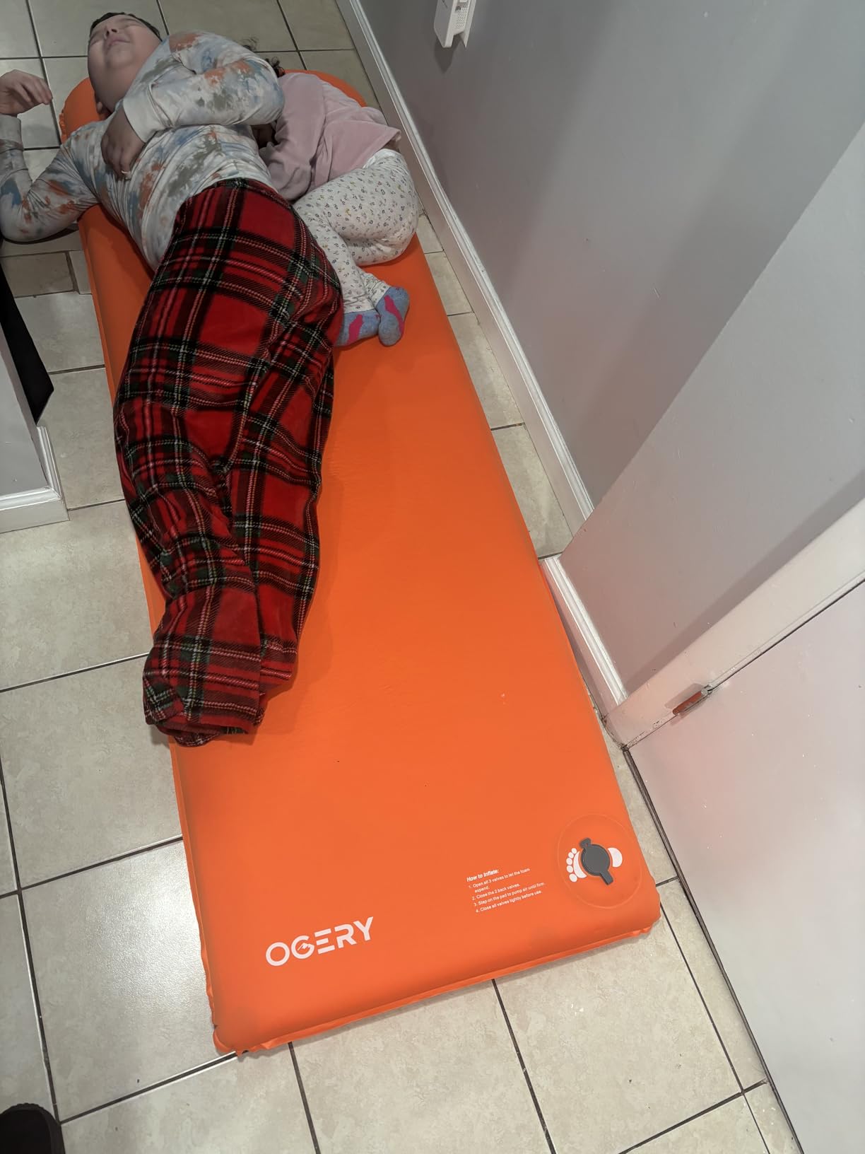 OGERY Self-Inflating Sleeping Pad with Built-in Foot Pump, 3