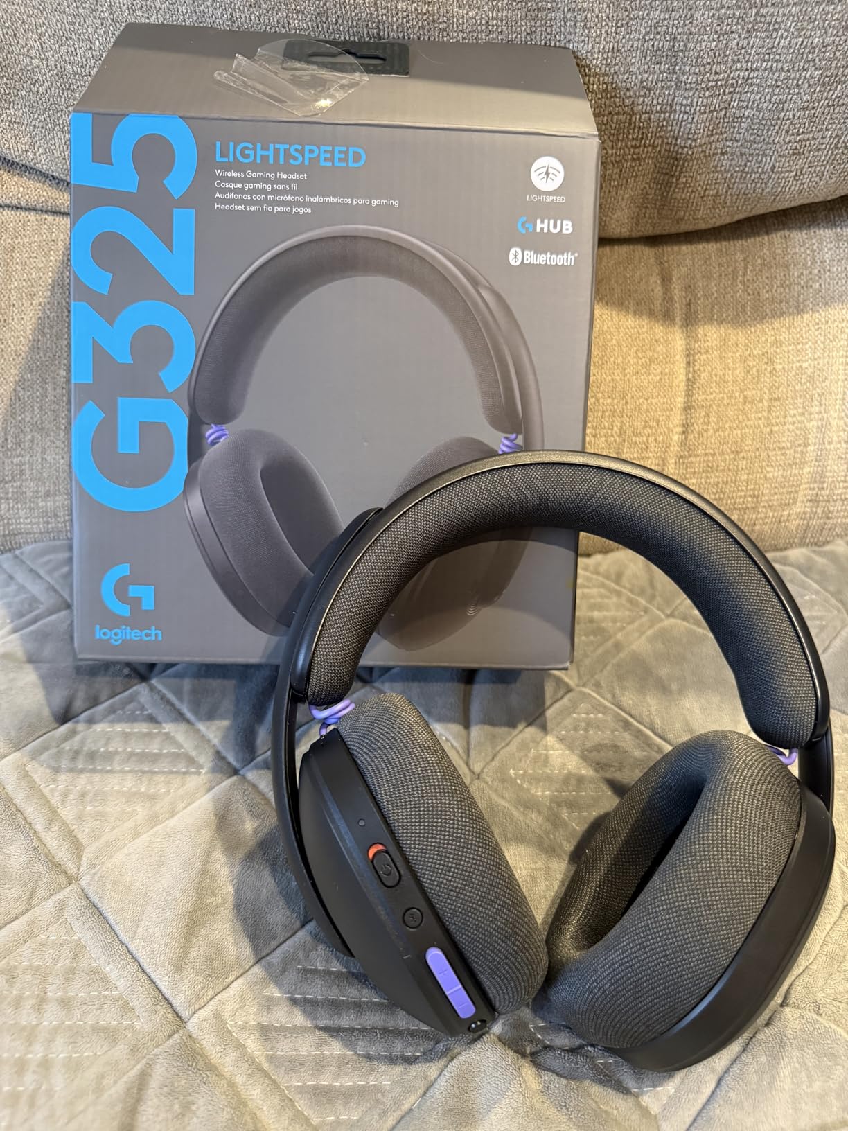 Logitech G325 Lightspeed Wireless Bluetooth Gaming Headset, All-Day Comfort, Built-in Mic with Noise Reduction, 24-Bit Audio, 24+ Hr Battery Life, for PC, PlayStation, Switch, Mobile - Black customer photo 2
