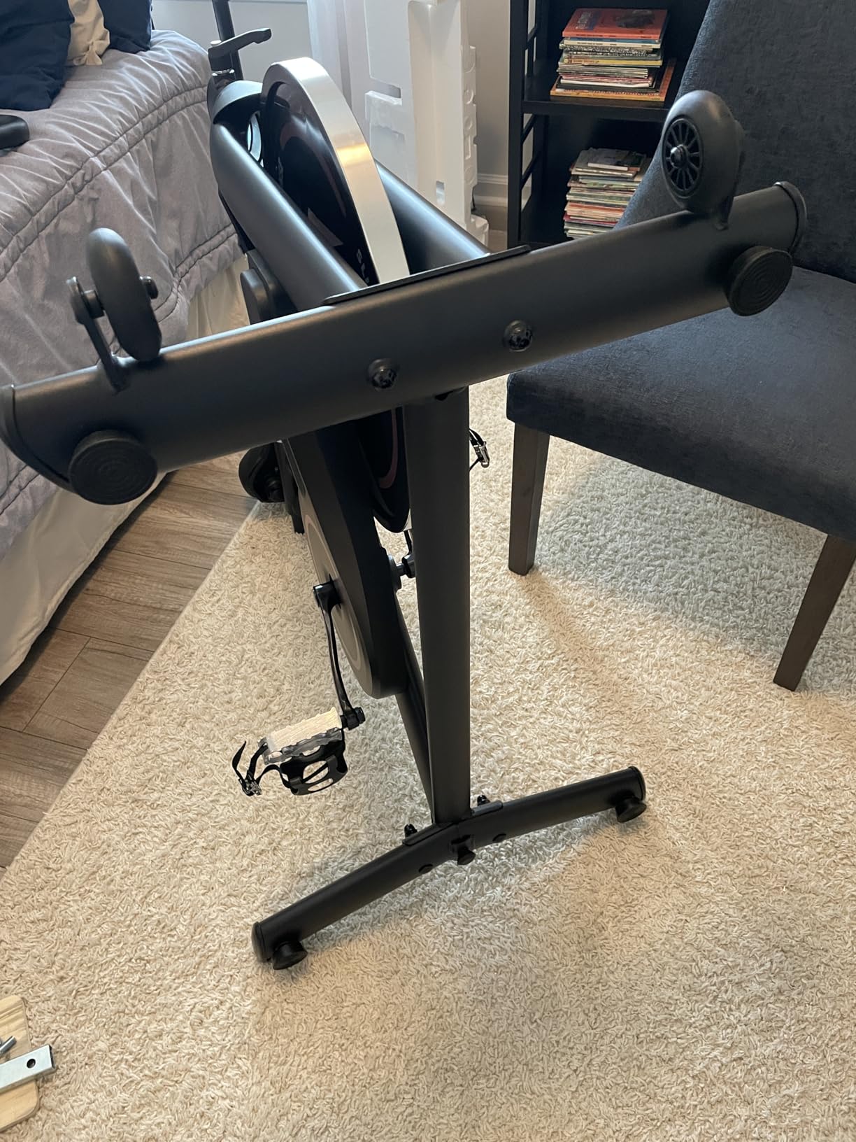 Exercise Bike, Magnetic Resistance Stationary Bikes for Home with App Compatible, Silent Indoor Cycling Bike with 350lbs Weight Capacity Comfortable Seat, Digital Monitor & Phone Mount customer photo 1