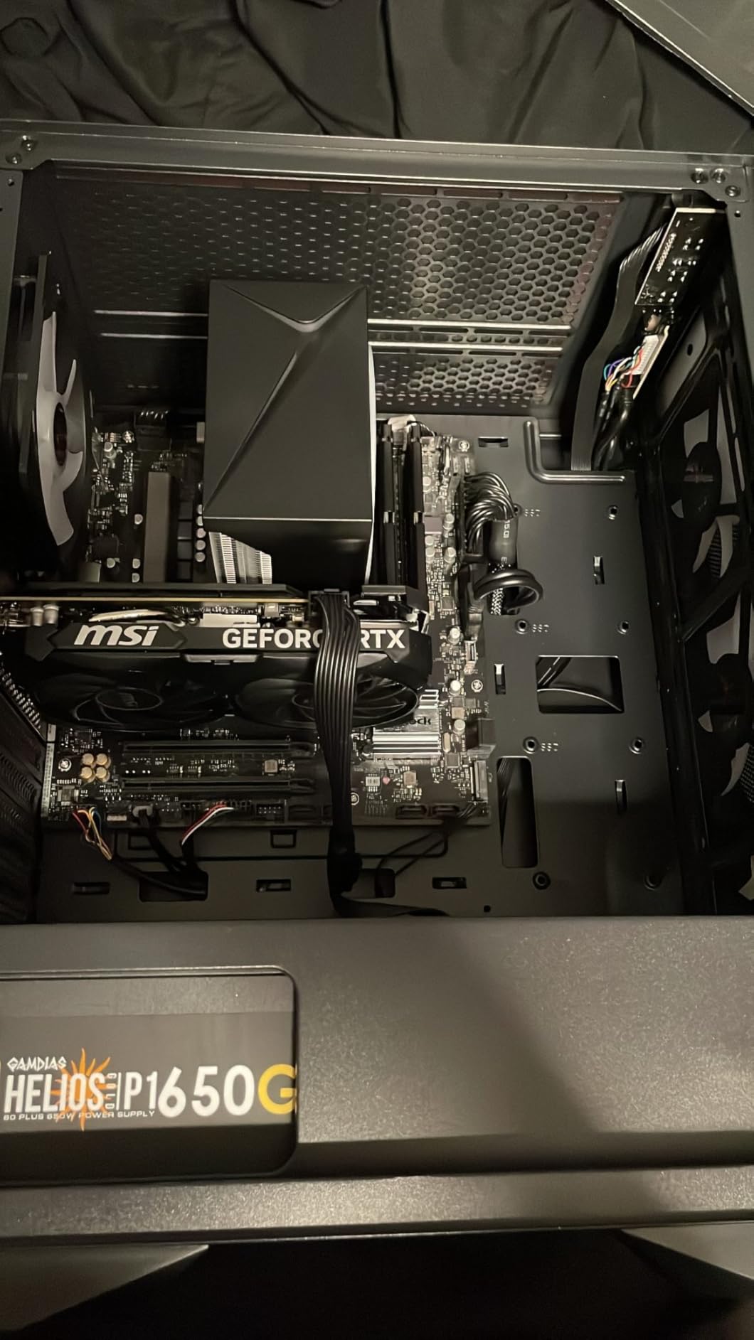 Skytech Gaming Archangel 5 Gaming PC, AMD Ryzen 7 7700 3.8GHz, NVIDIA RTX 5060, 1TB NVMe SSD, 32GB DDR5 RAM 6000, 750W Gold PSU, Wi-Fi, Win 11, Desktop customer photo 2