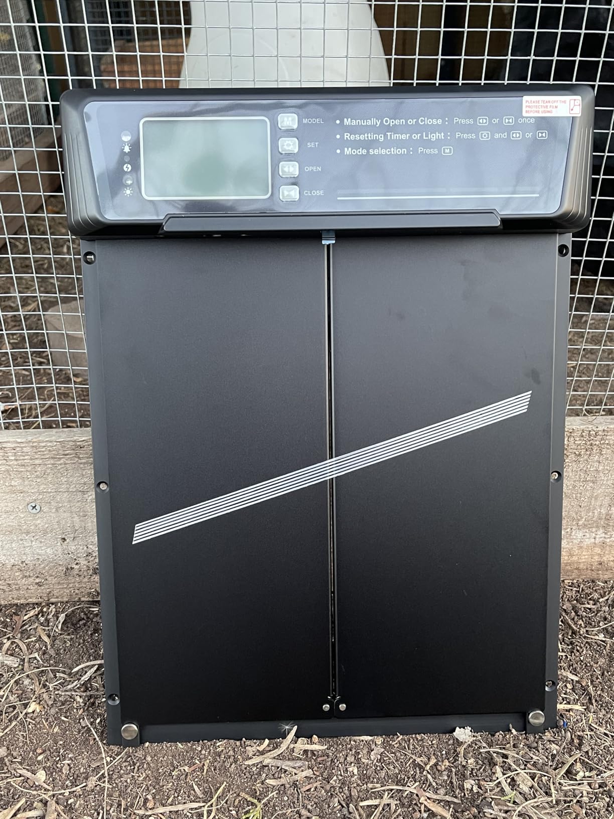 Automatic Chicken Coop Door Large Size, 7W Solar Powered with Timer & Light Sensor, Anti-Pinch Safety Chicken Door, Remote Control, Predator-Proof Aluminum Door for Poultry, Ducks & Chickens customer photo 2