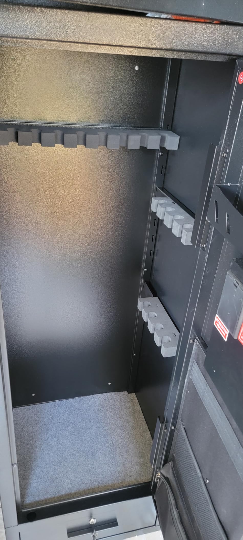 KAER 25 Biometric Gun Safe for Rifles and Pistols, Large Gun Cabinet for Home Rifle, Quick Access Gun Safe with Fingerprint, Removable Shelf & Pistol Pocket, No Assembly Required customer photo 1