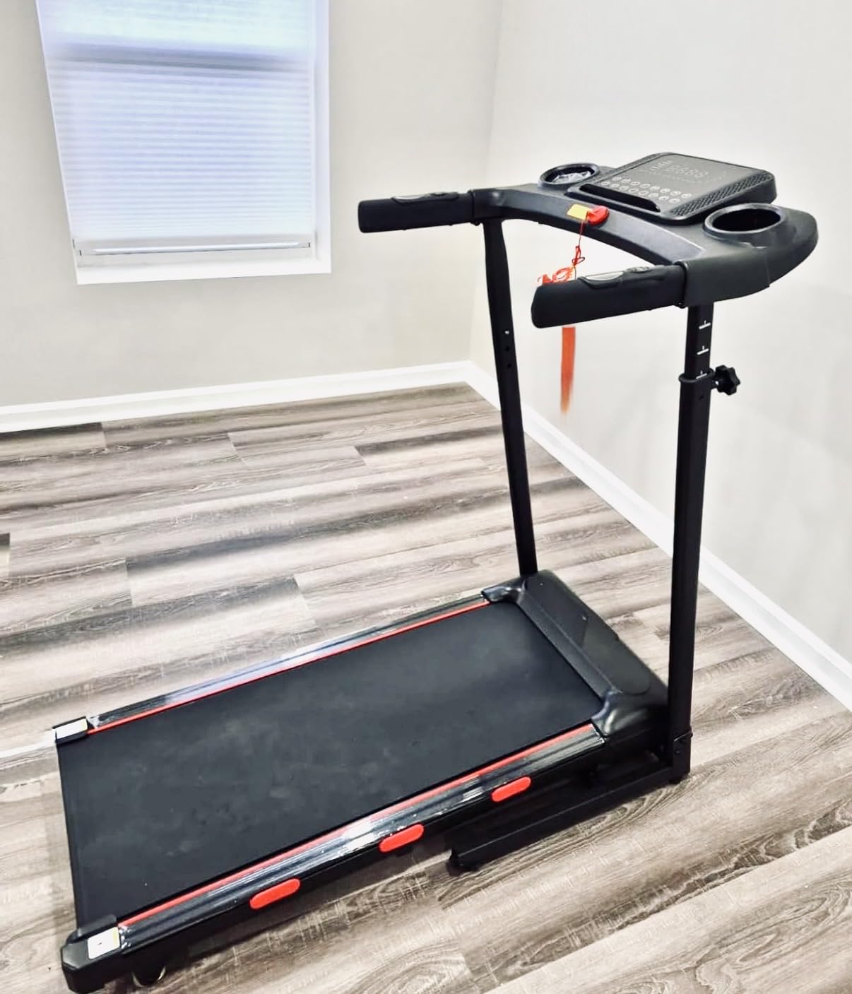 15% Auto Incline Treadmill for Home - Adjustable Height Handle Bar, Folding Treadmills 350LBS Weight Capacity, 3.5HP Heavy Duty Treadmills with Console customer photo 1