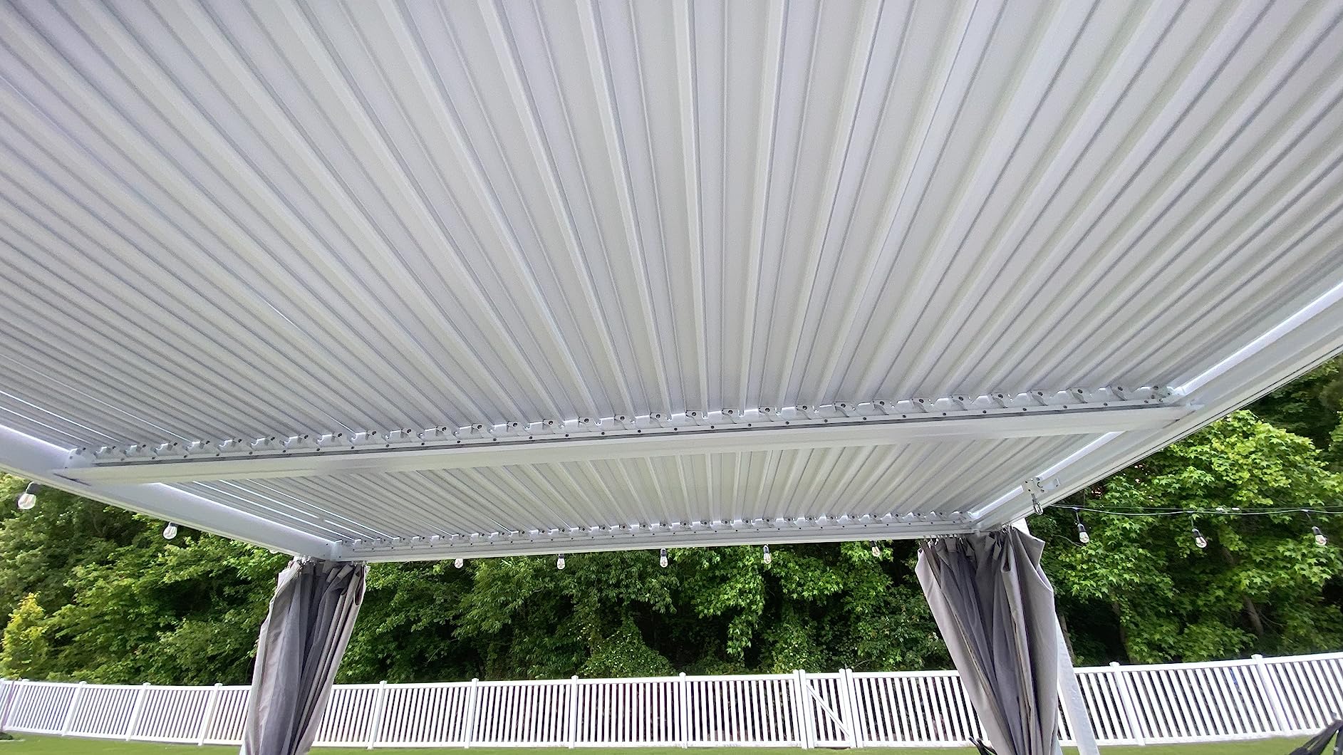 MELLCOM Electric Retractable Pergola 10x13, Aluminum Motorized Louvered Pergola, 2 Independent Adjustable Louvers, Integrated Drainage System, Dark Gray customer photo 1