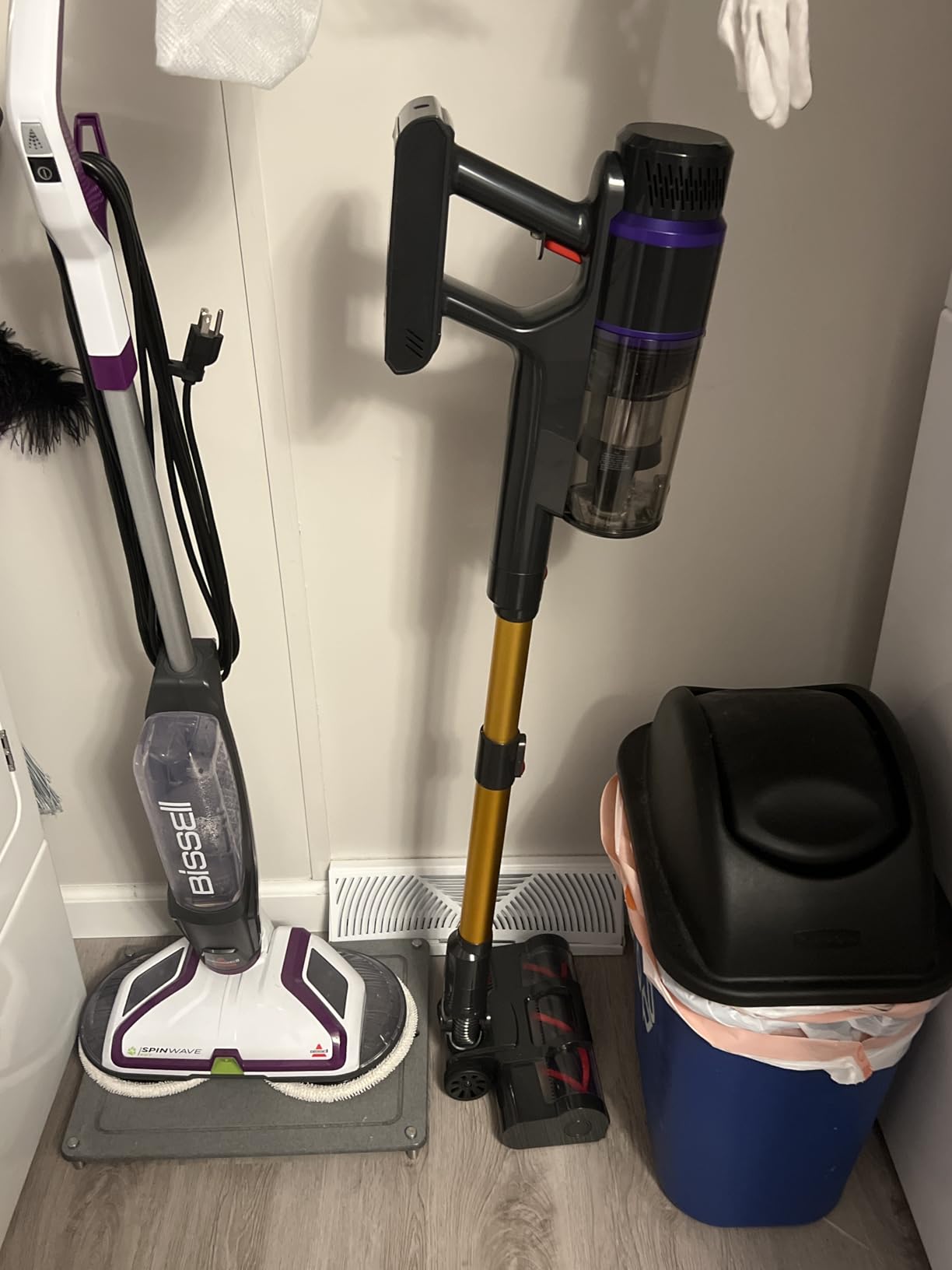 Cordless Vacuum Cleaner, 550W/50Kpa/70Mins Cordless Vacuum Cleaners for Home with Smart Auto Mode/LED Touch Display, Self-Standing Stick Vacuum Rechargeable, Vacuum Cleaner for Pet Hair/Carpet/Floors customer photo 1