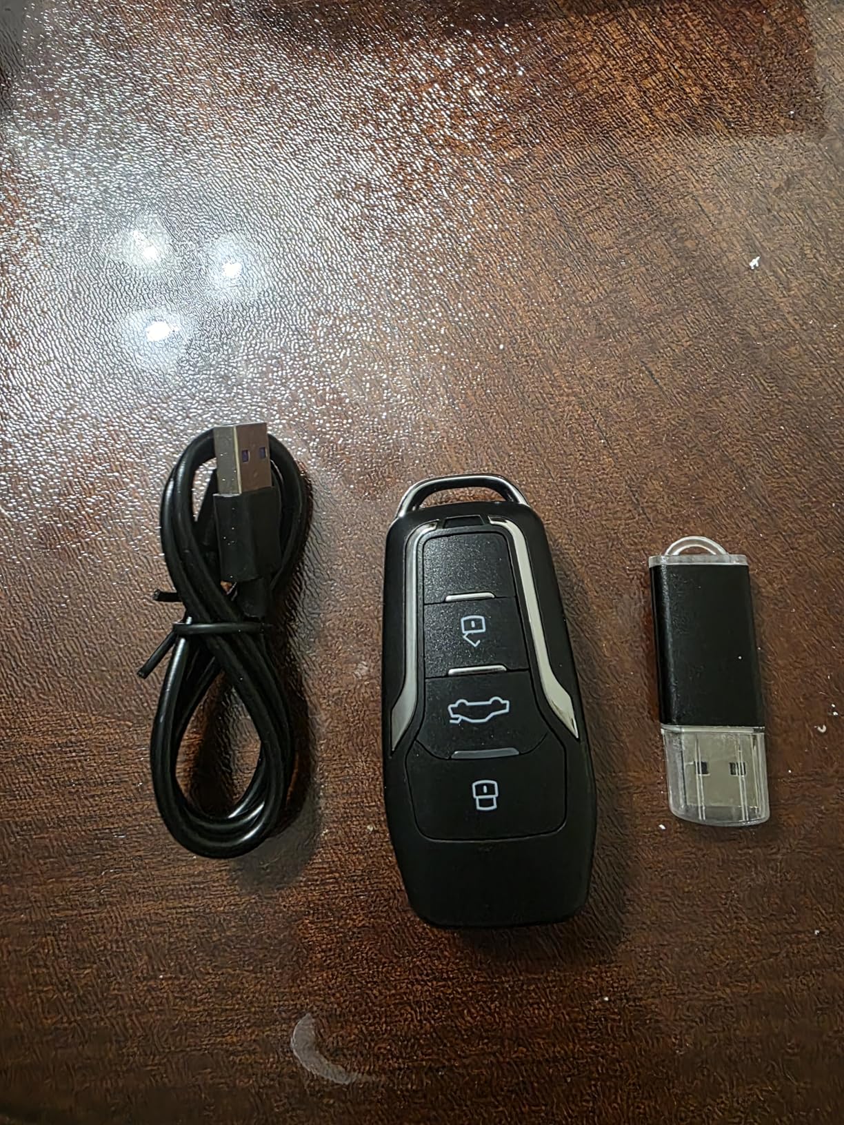 KEHZKCT Mini Video Camera 1080P, Portable Camera Disguised as Car Key Fob with Motion Detection, Nanny Cam for Home Security customer photo 1