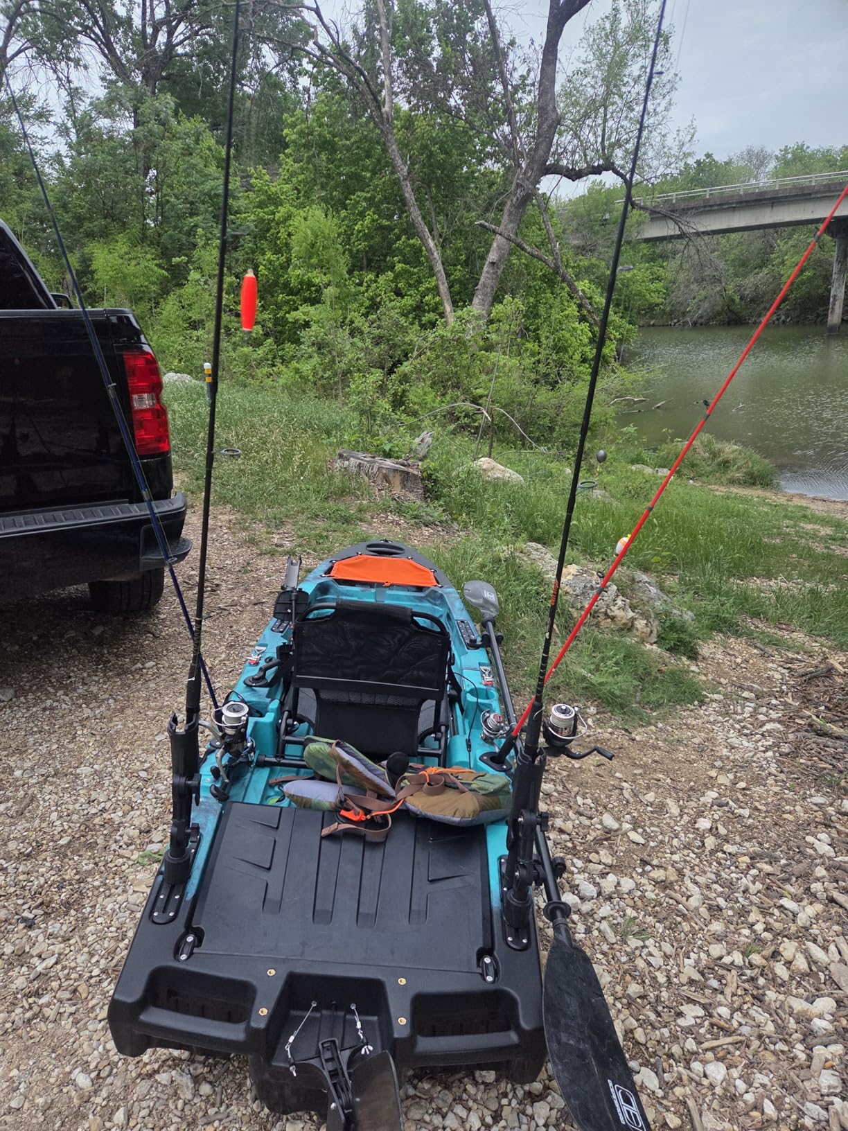 Albott Modular Fishing Kayak with Drive System & Durable HDPE, Customizable Lightweight Sit-on-Top Kayak for Youth & Adult, Perfect for Leisure & Commercial Use, 420lbs Capacity customer photo 1