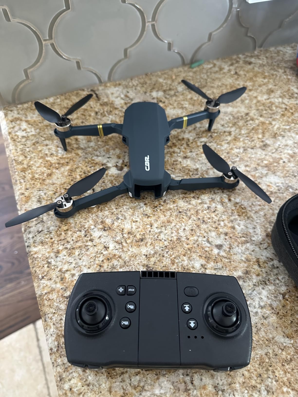 GPS Drone with EIS 4K Camera, RC Drones with 4.5 inch HD Screen on Controller, Auto Return, 3 Batteries for 90 min Flight Time, 3280 FT Long Control Range Transmission, Circle Fly and Follow Me Mode, Foldable Quadcopter for Beginner, Under 249g customer photo 1