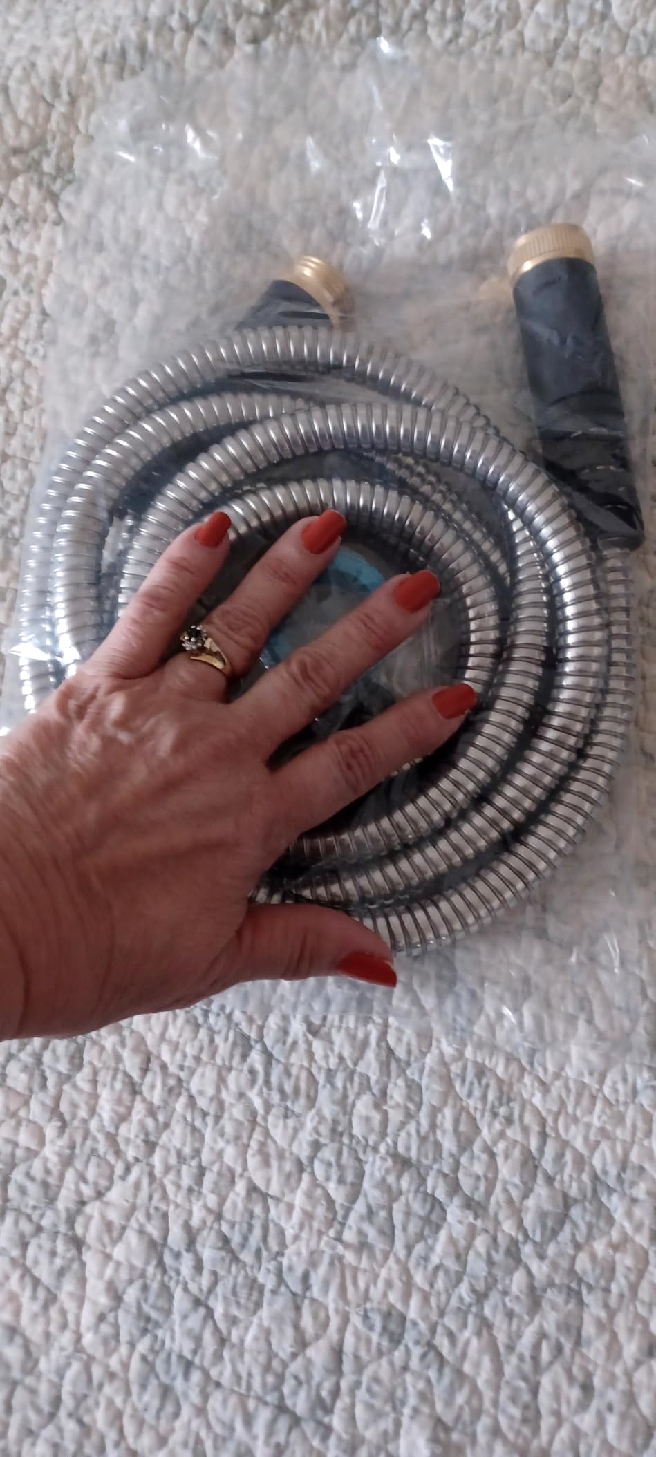 Expandable Garden Hose 50 ft with 10 Function Spray Nozzle, Flexible, Kink Free, Leak-Proof, Ultra Lightweight Retractable Stretch Water Hose 50ft for Yard, Lawn, Car Wash and Outdoor (Black & Blue) customer photo 1