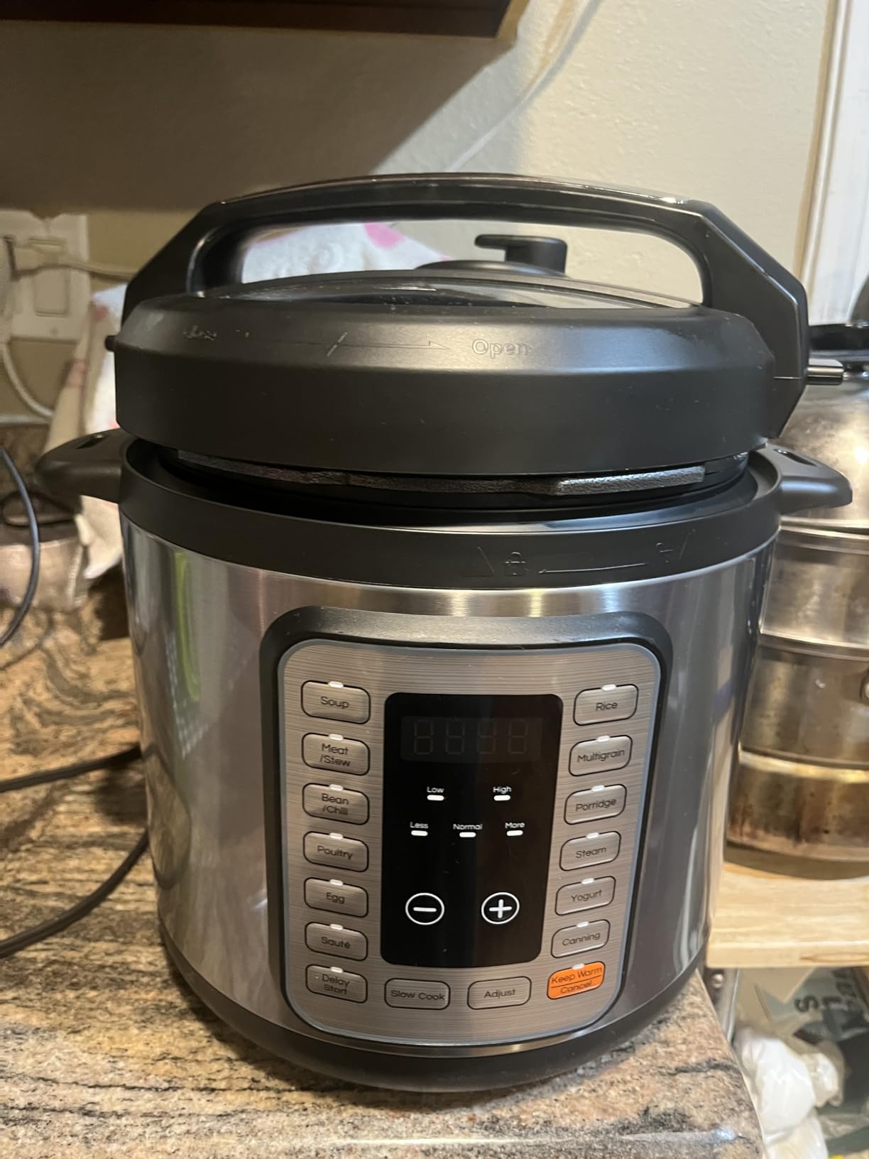 DUMOS Electric Pressure Cooker 16-in-1, 8QT Programmable Multi Cooker with 12 One-Touch Presets, Soup Steam Yogurt and More, Ceramic Inner Pot Delay Start & Keep Warm, Includes Recipe Guide, Silver customer photo 2
