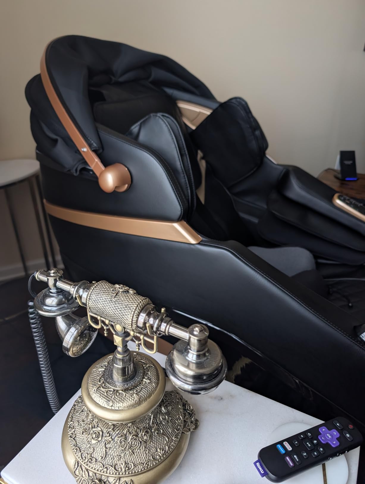 Massage Chair Full Body, Zero Gravity 3D SL-Track Shiatsu Massage Recliner Chair Built-in Heat System Airbag Massage with Body Scan, Deep Yoga Stretch, Calfrest Extension And Foot And Back massage customer photo 2