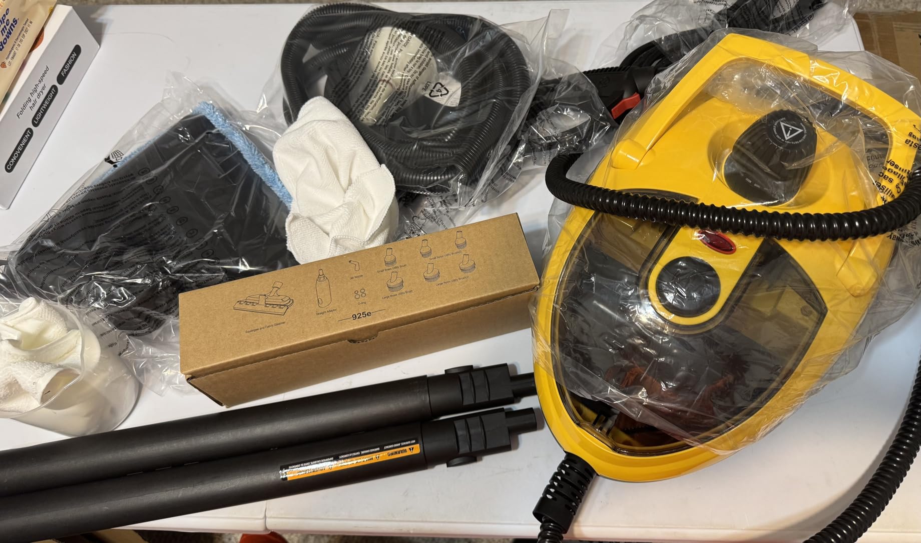 Wagner Spraytech 2494184 915e On-Demand Steam Cleaner & Wallpaper Removal, Multipurpose Power Steamer, 18 Attachments Included customer photo 2