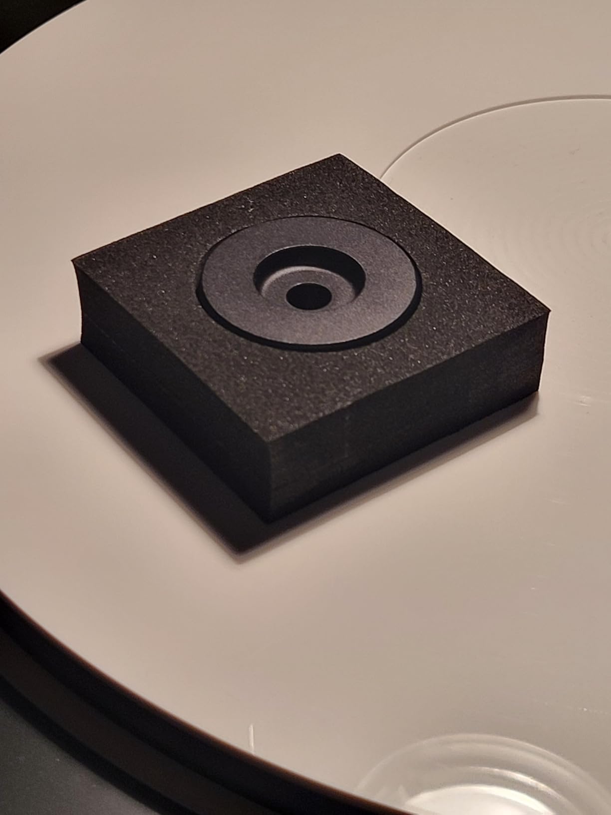 Belt Drive Turntable for Vinyl Record Player, Bluetooth Output, Built-in Phono Preamp, USB Digital Output, Magnetic Cartridge, 33/45 RPM, High-Gloss Wood Design customer photo 2