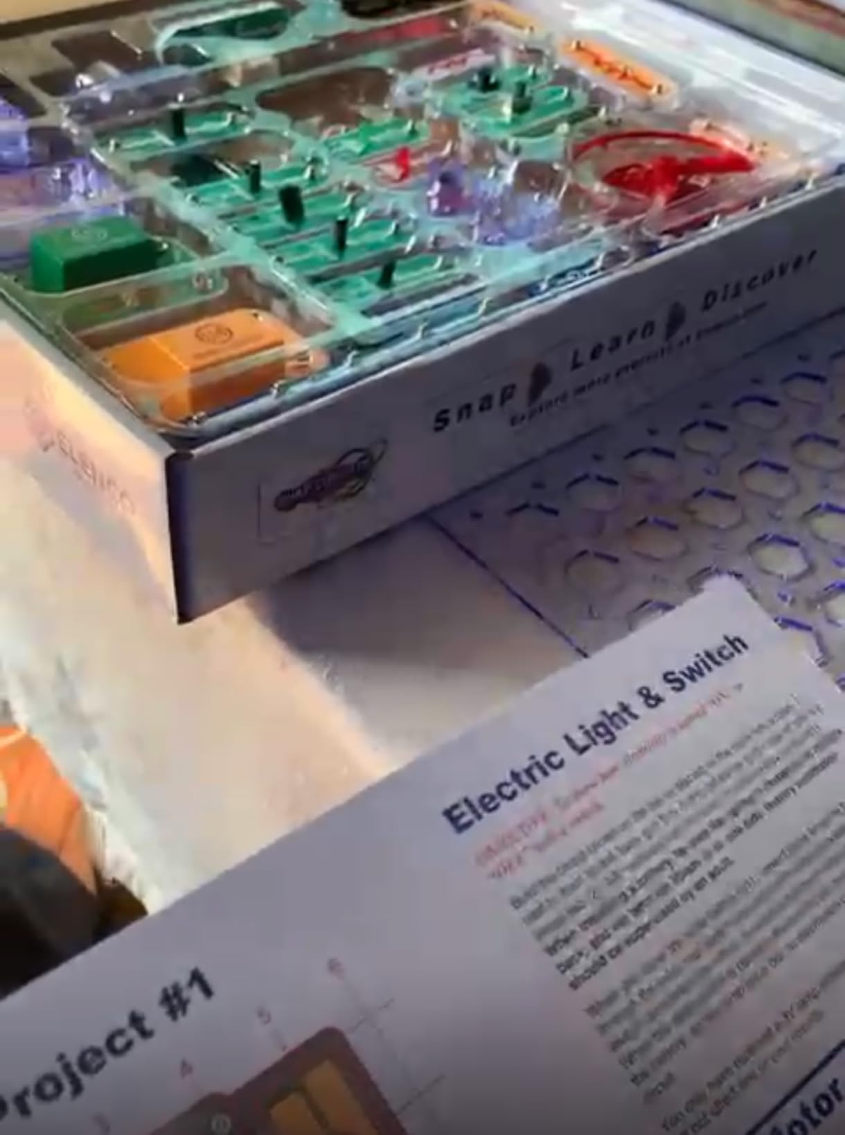 Snap Circuits Elenco Snap Circuits Pro 500 in 1 Electronics Exploration Kit customer photo 1