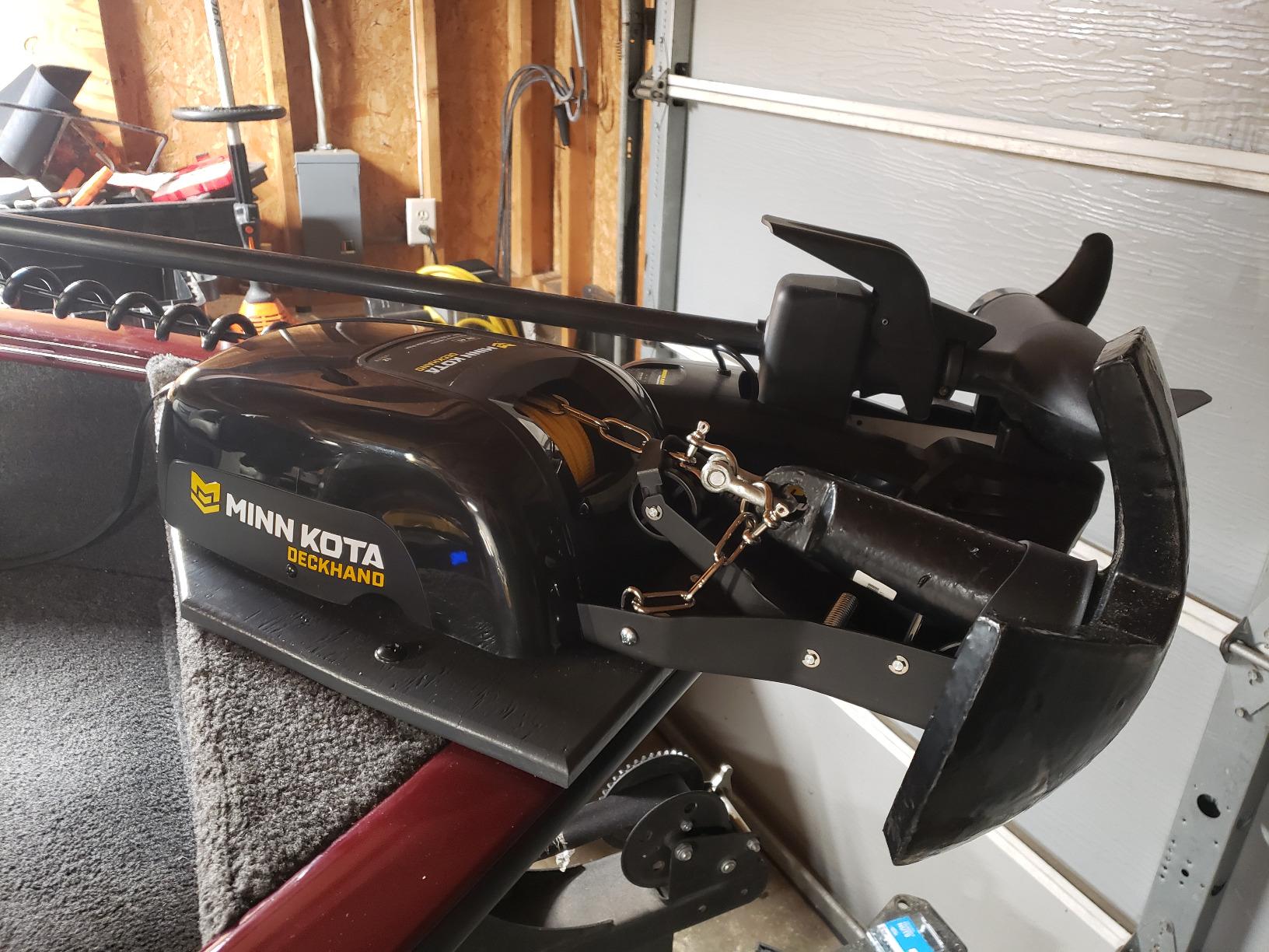 Minn Kota Deckhand Electric Anchor Winch - DH-40 customer photo 2
