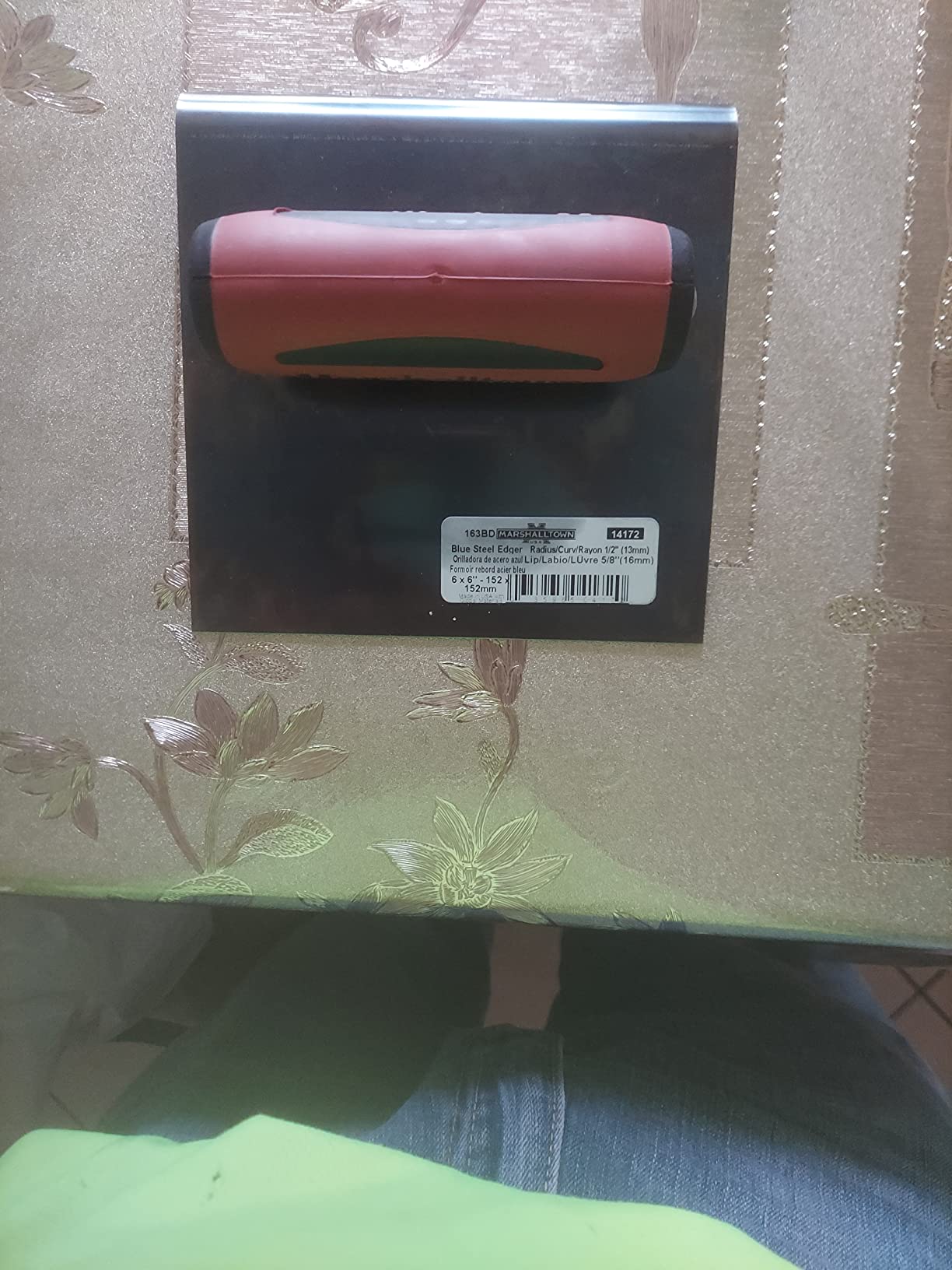 MARSHALLTOWN Straight Concrete Edger, 6 x 6 Blue Steel Blade, 5/8 Lip x 1/2 Radius, Made in the USA, 163BD customer photo 2