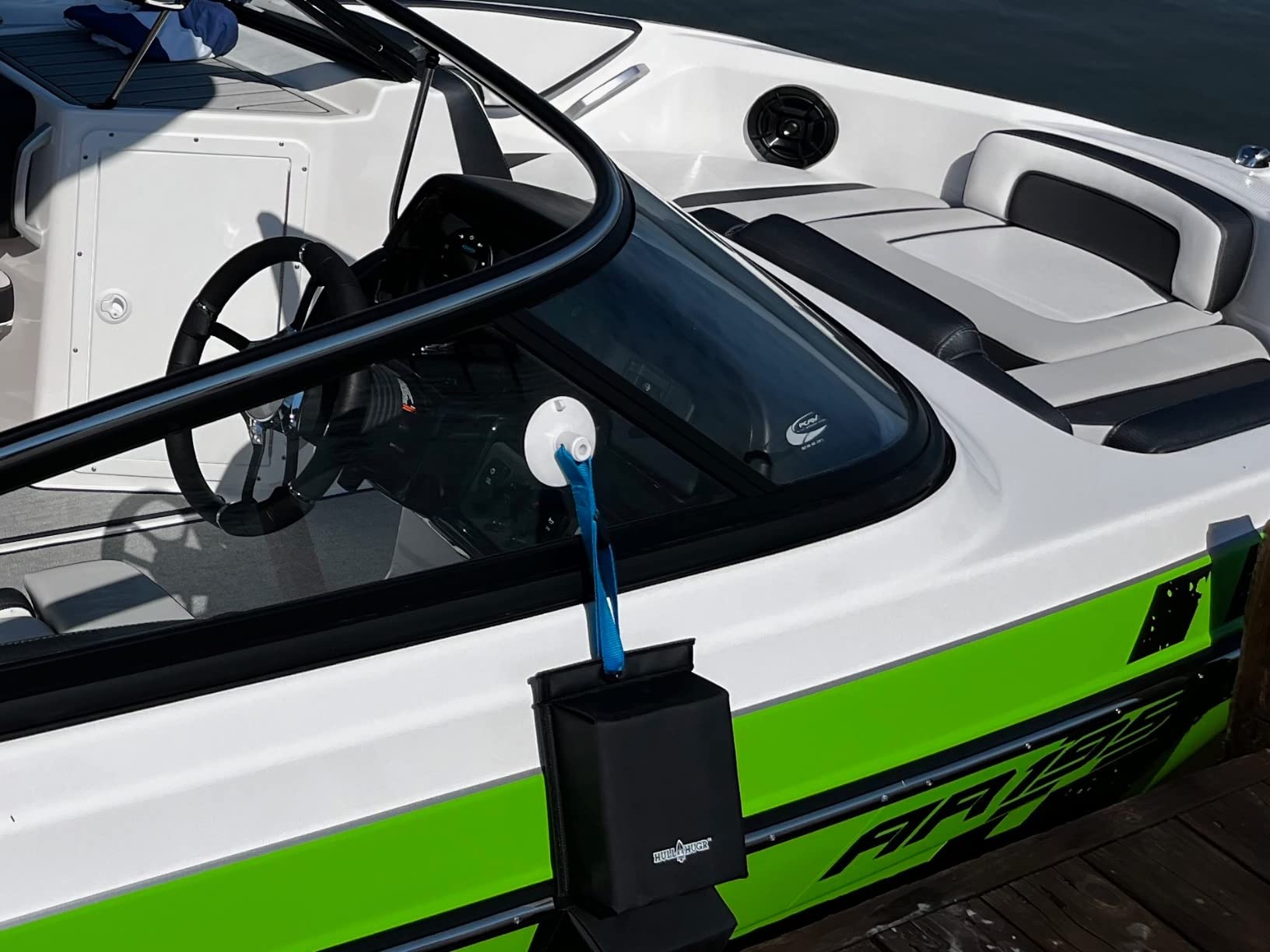 HULL HUGR Contour Fender, Multiple Sizes, Docking Boat Bumper customer photo 1