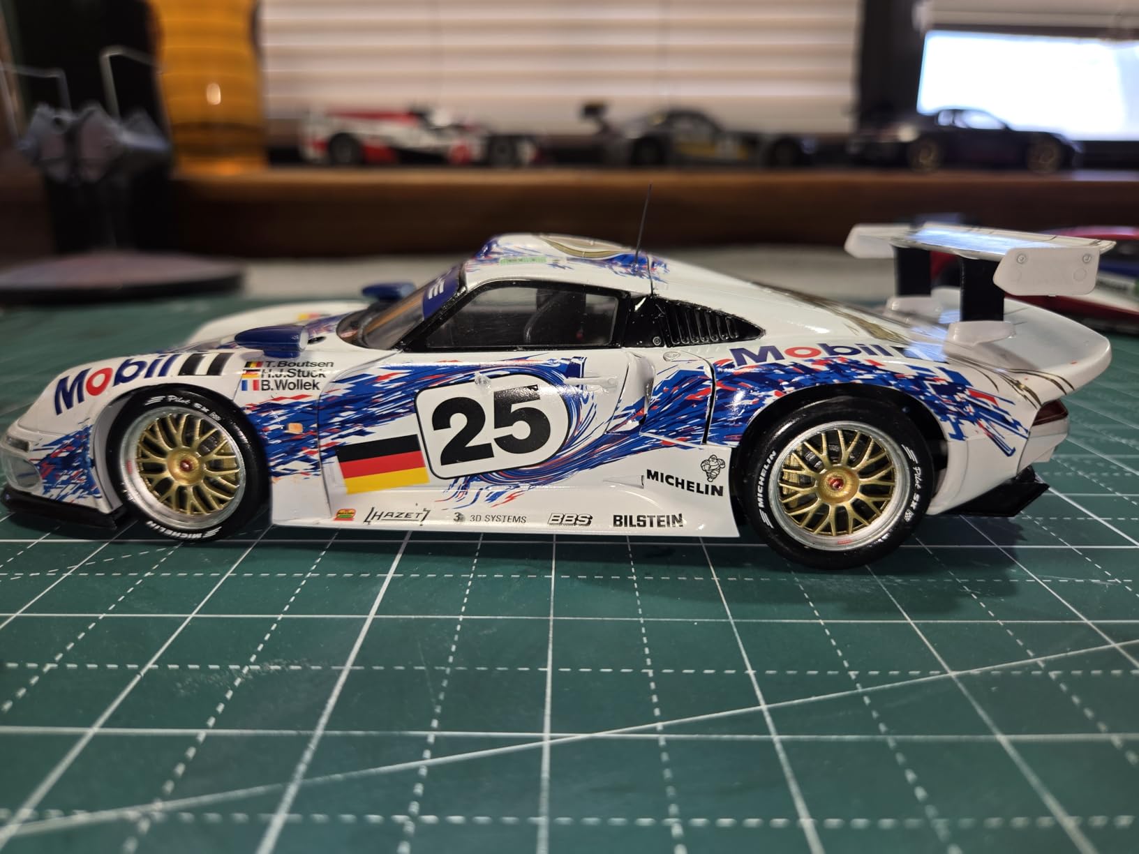 24186 Porsche 911 GT1 1:24 Scale Model Kit customer photo 1
