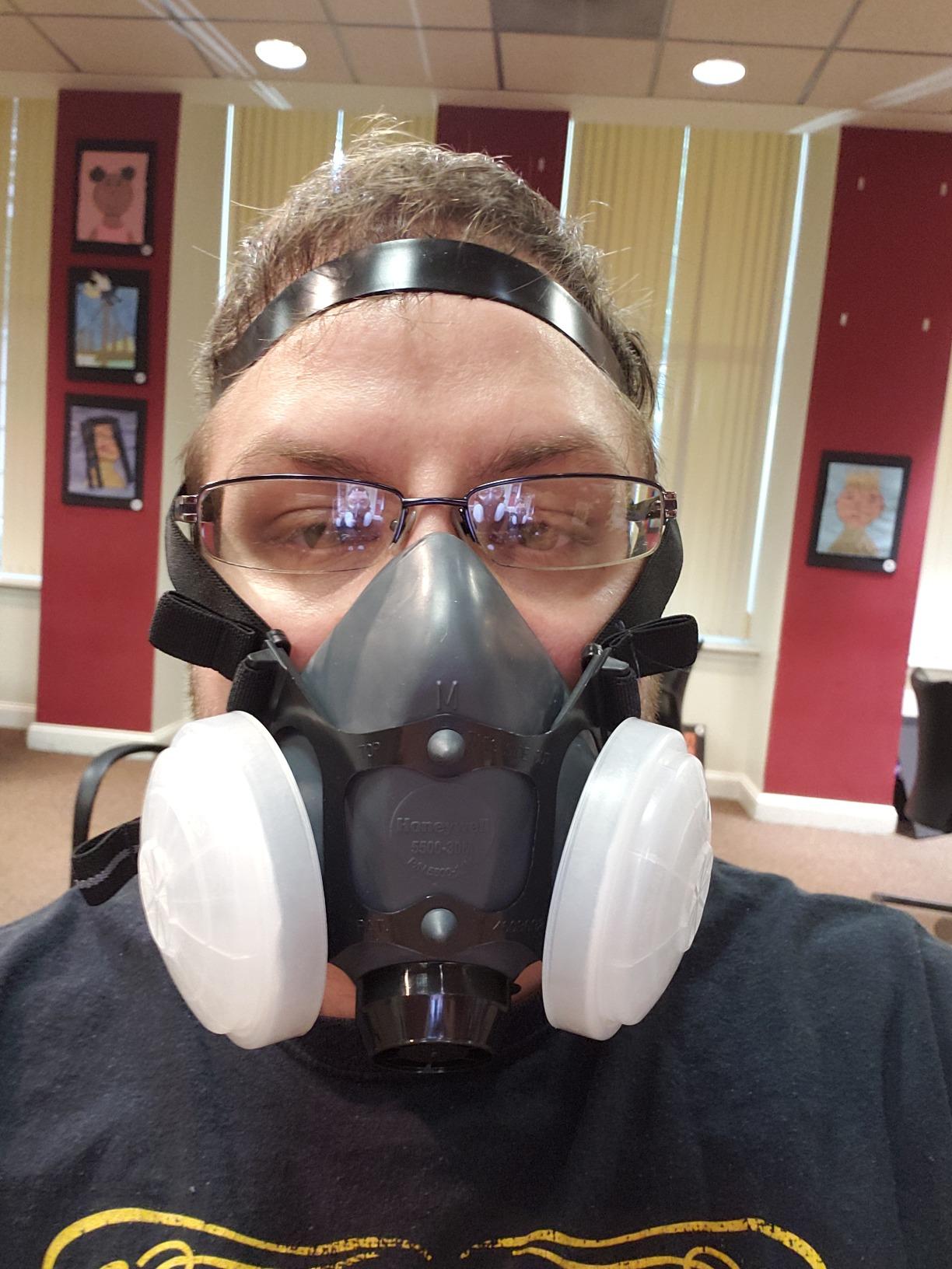 Honeywell 550030M 5500 Series Low Maintenance Half Mask Respirator, Medium customer photo 2