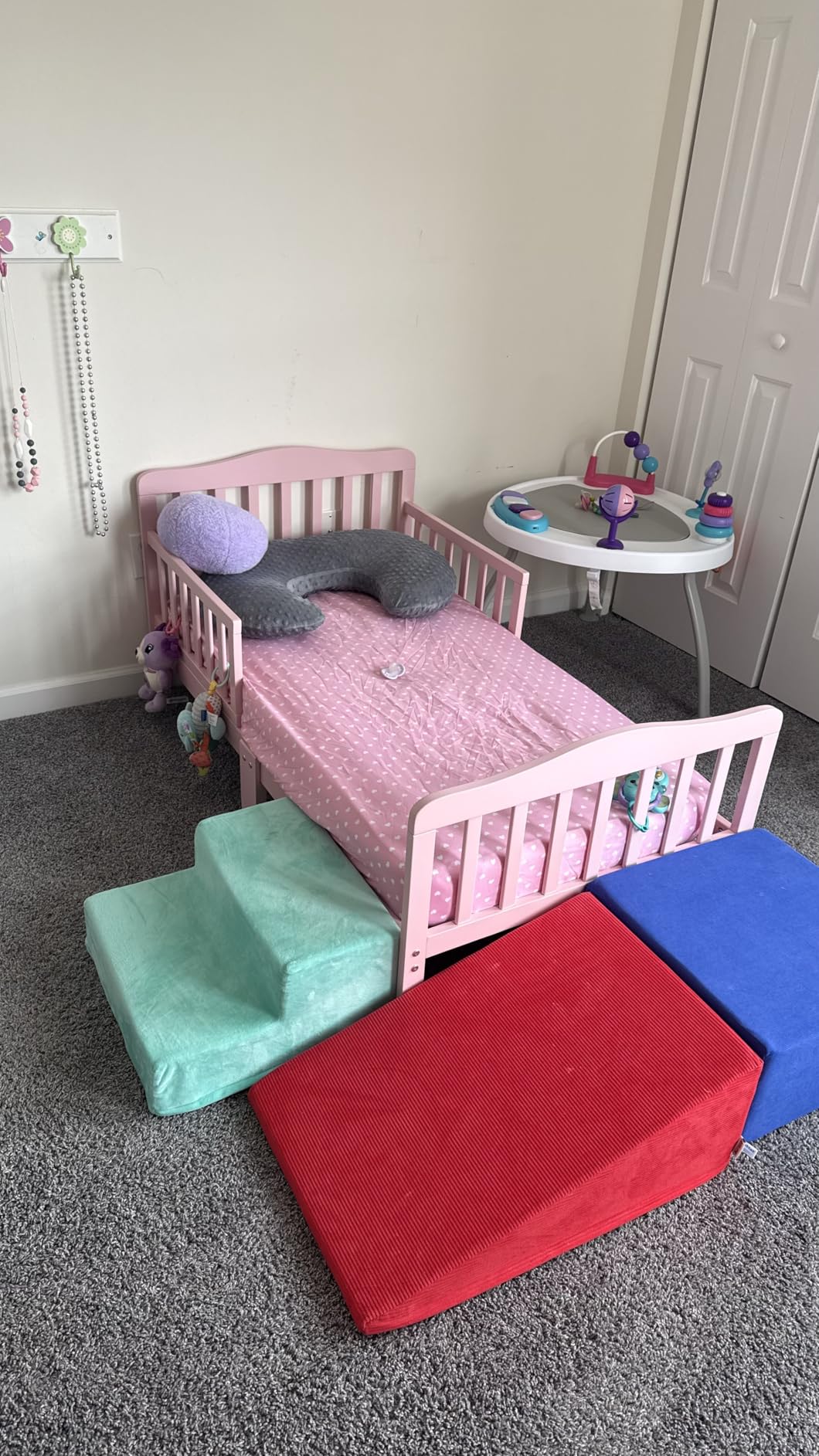 Dream On Me Classic Design Toddler Bed in Pink, Low-to-Floor Wooden Bed with Safety Rails, GREENGUARD Gold & BSA Certified, Non-Toxic Finish customer photo 1