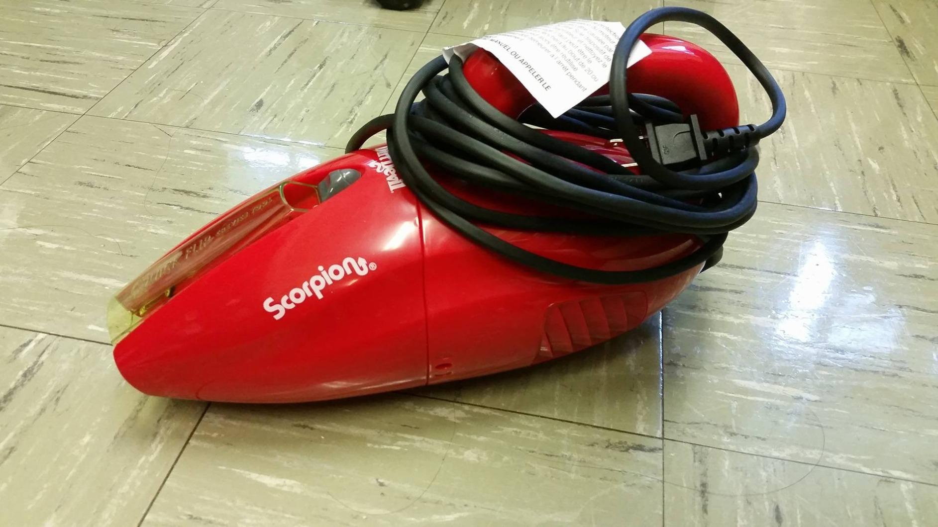 Dirt Devil Scorpion Plus QuickFlip Handheld Vacuum Cleaner, Powerful Suction, Lightweight, Includes Quick Flip Crevice Tool, Corded Portable Vacuum Cleaner customer photo 2